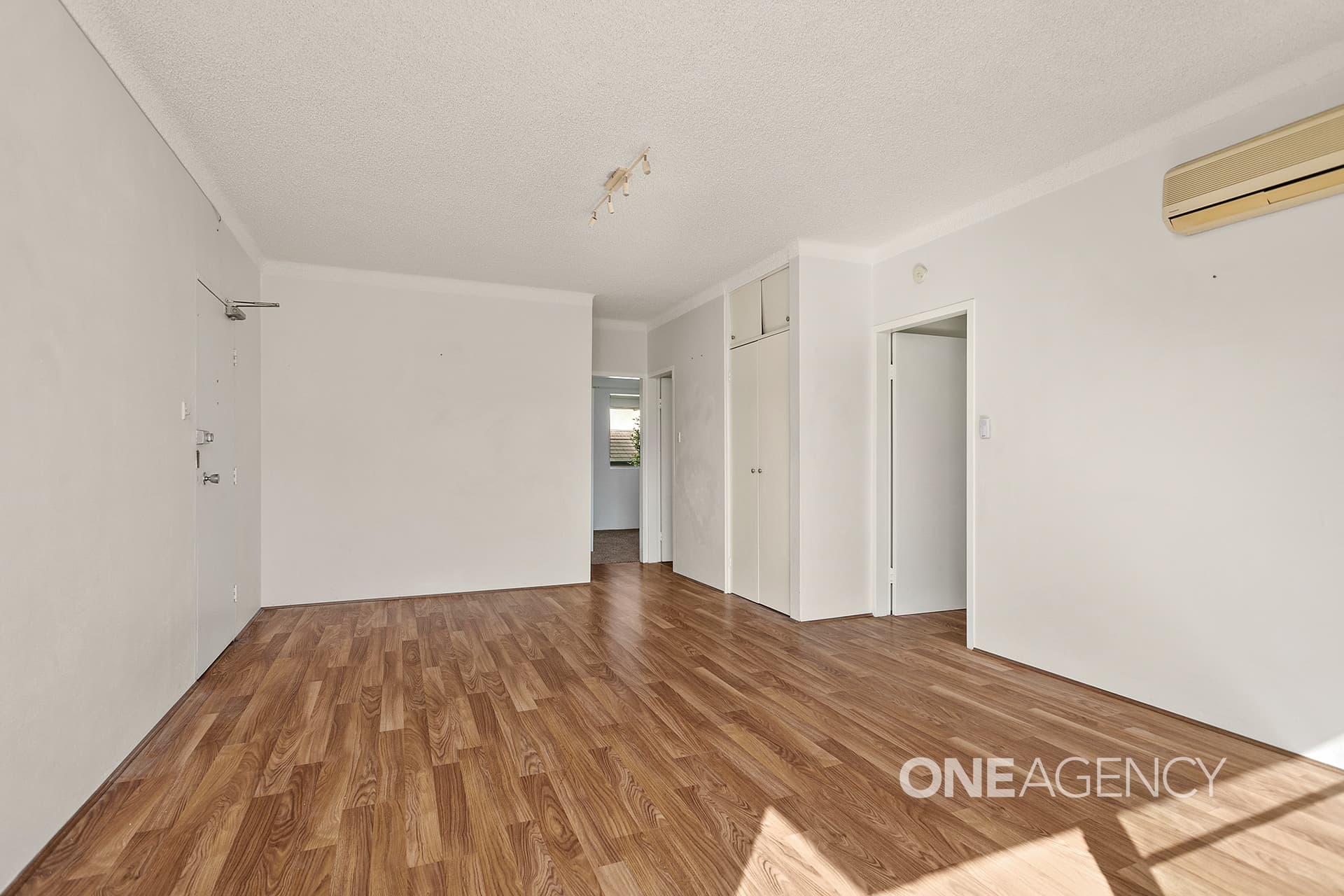 3/6 Mackie Street, Coniston, Coniston - Thumbnail 3