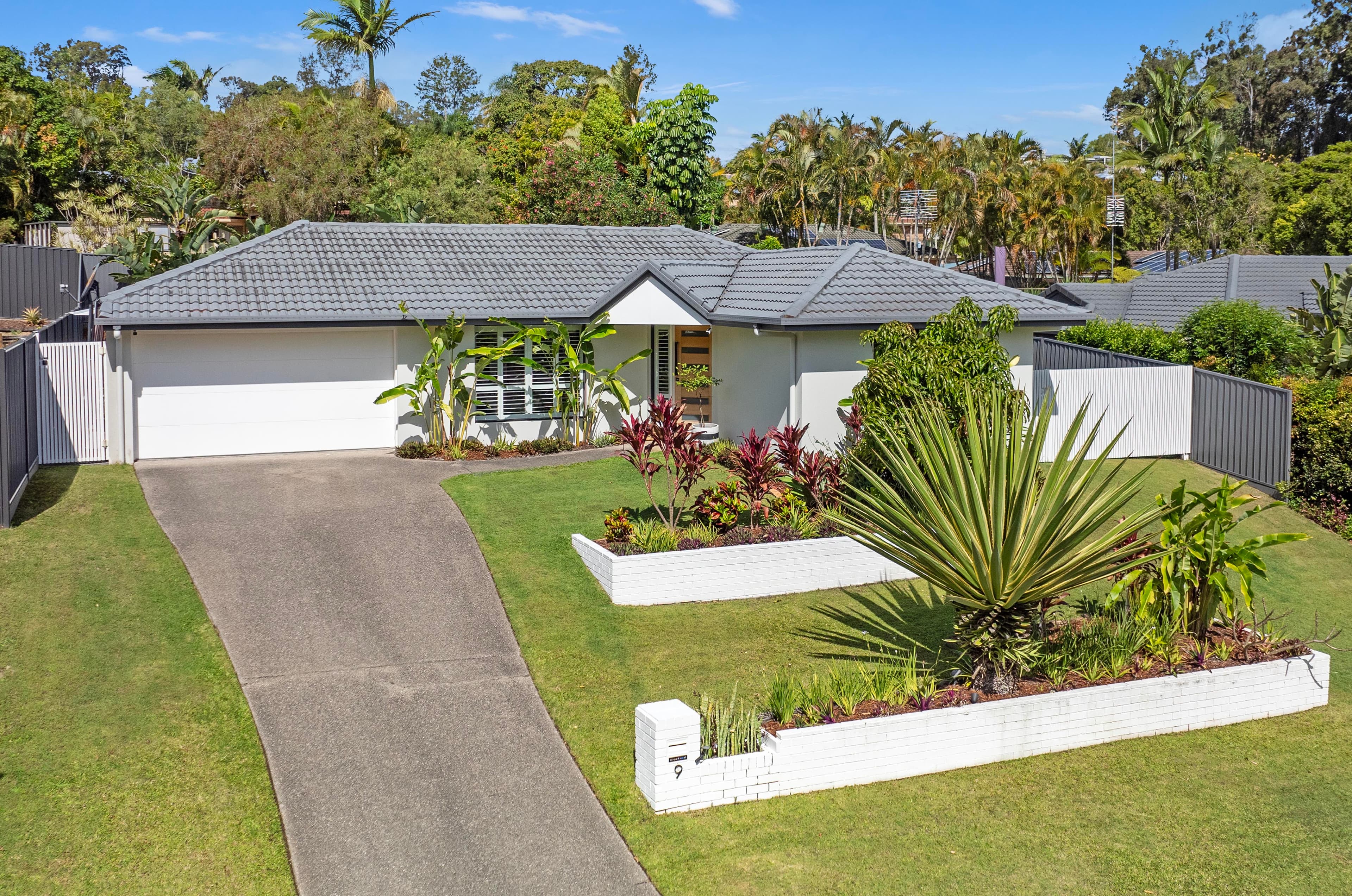 9 Cowell Drive, Burleigh Heads, Burleigh Heads - Thumbnail 2