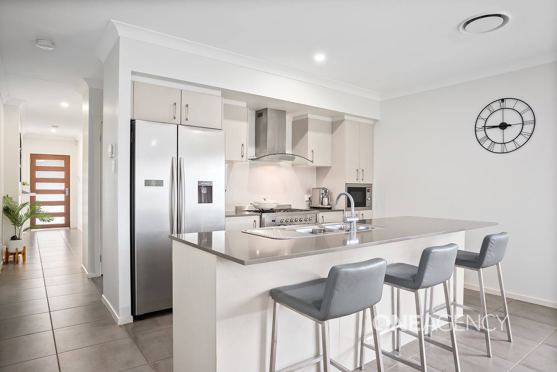 11 Brotheridge Avenue, Calderwood, Calderwood - Thumbnail 3