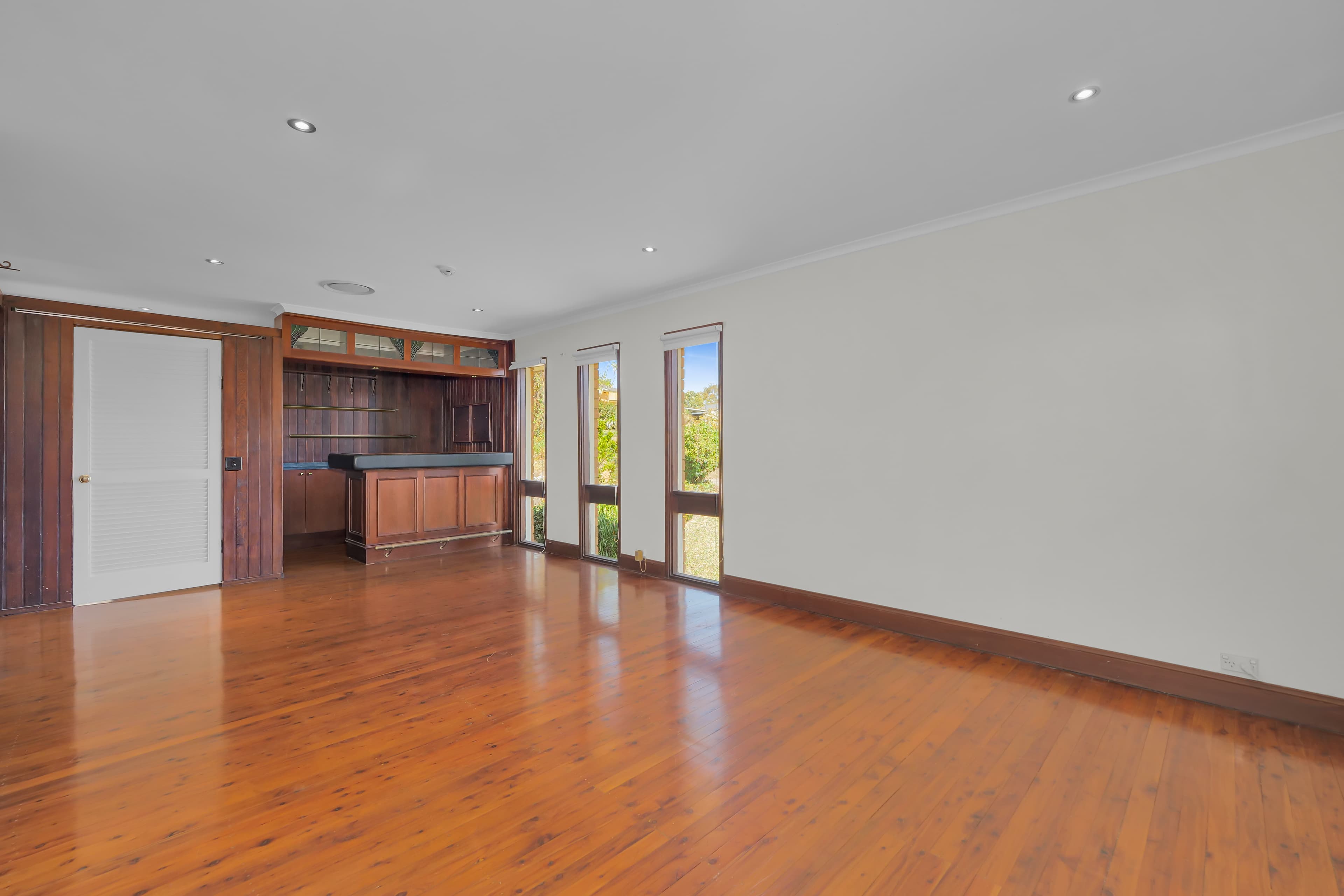 16 Omaru Crescent, Bradbury, Bradbury - Thumbnail 3