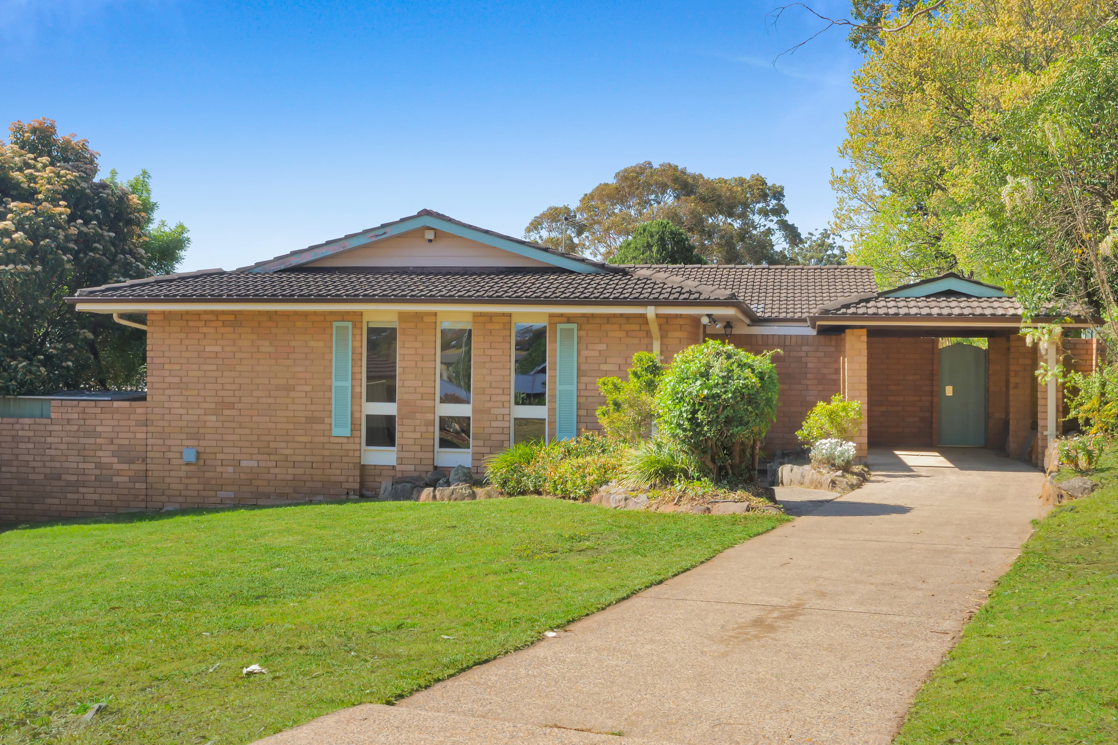 16 Omaru Crescent, Bradbury, Bradbury - Image 1
