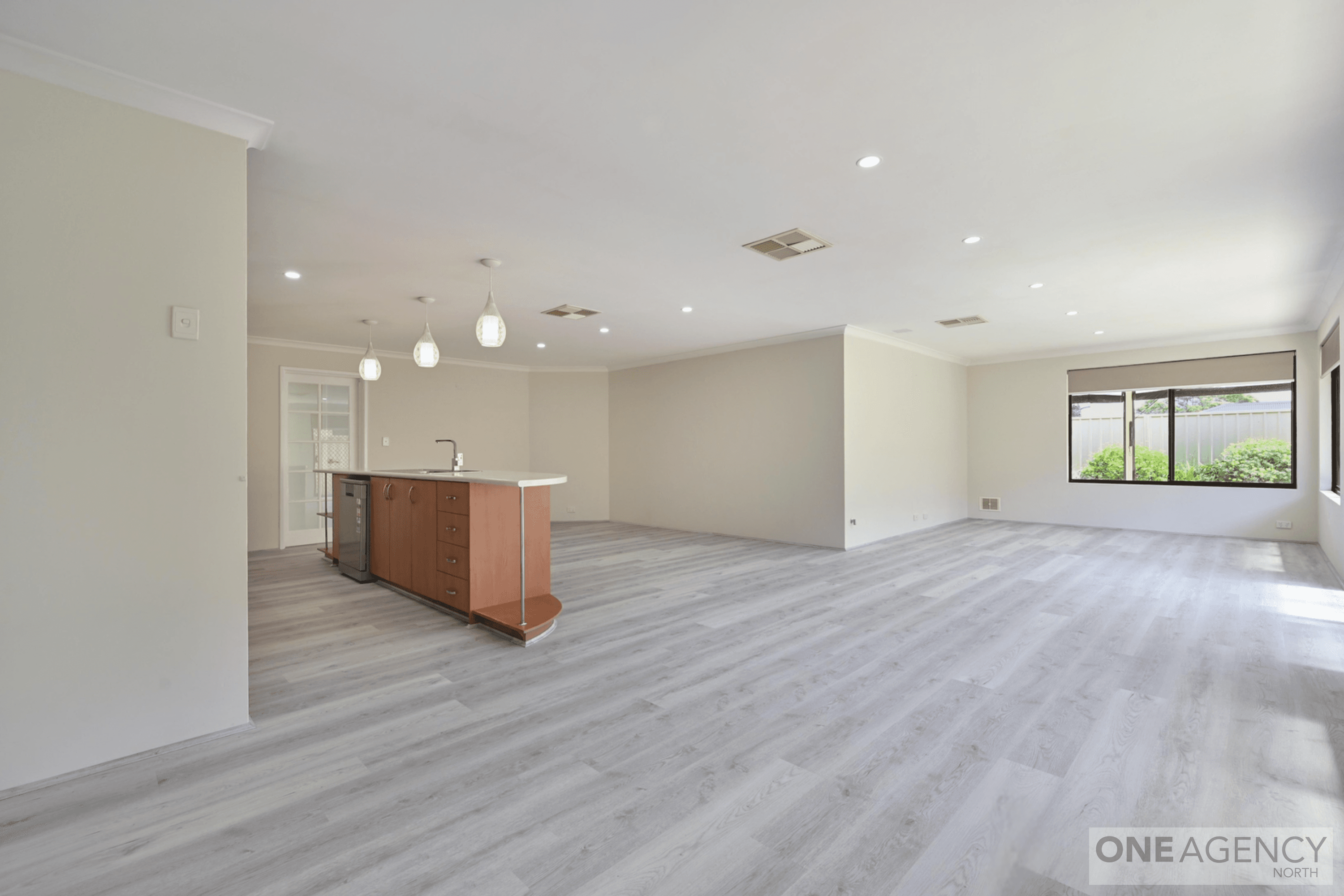 19 Flintlock Court, Cloverdale, Cloverdale - Thumbnail 4