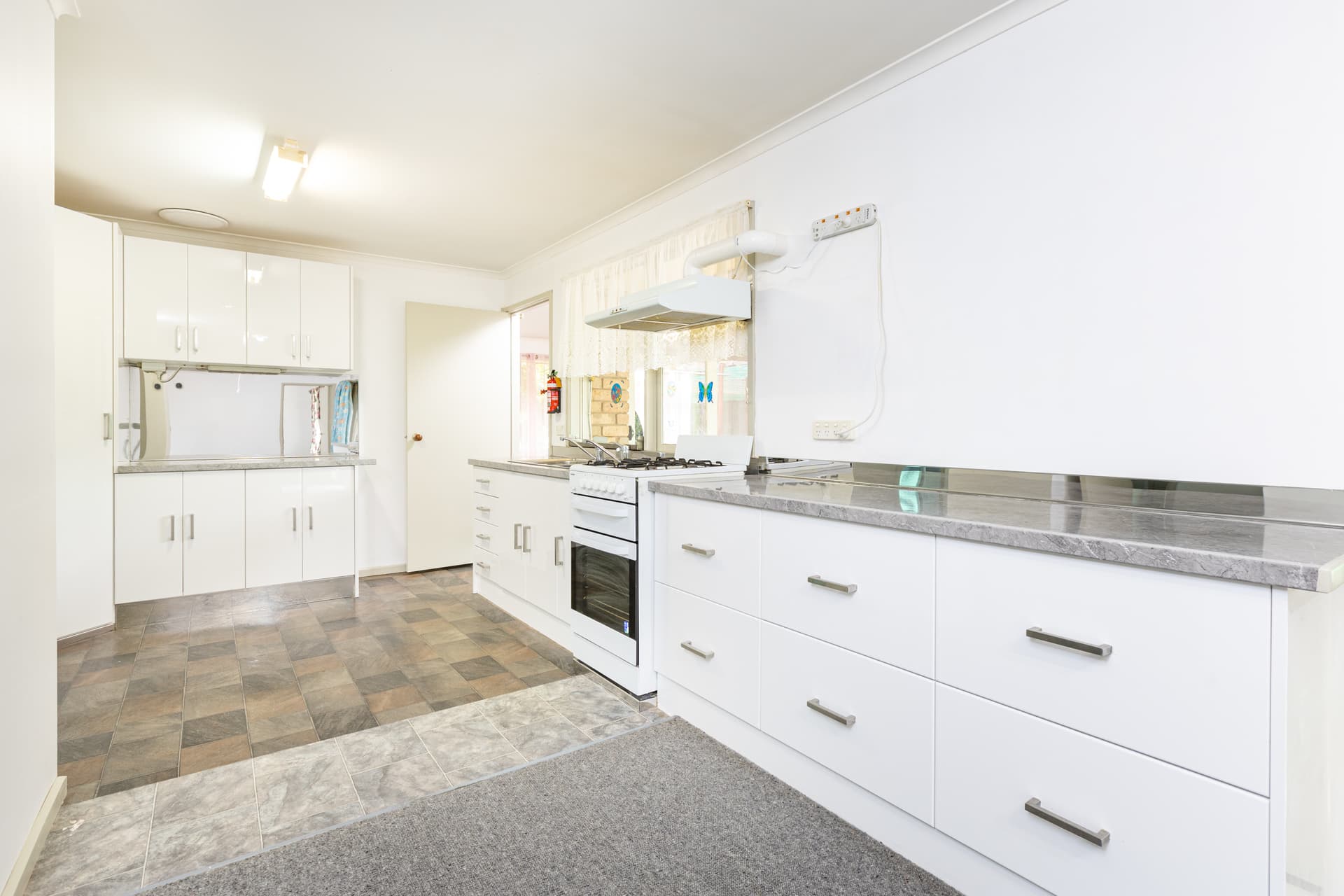 5 Carolyn Court, Robinvale, Robinvale - Thumbnail 3