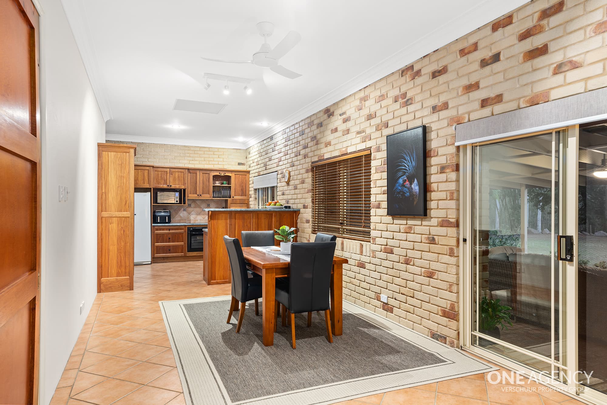14-16 Durham Court, Park Ridge South, Park Ridge South - Thumbnail 8