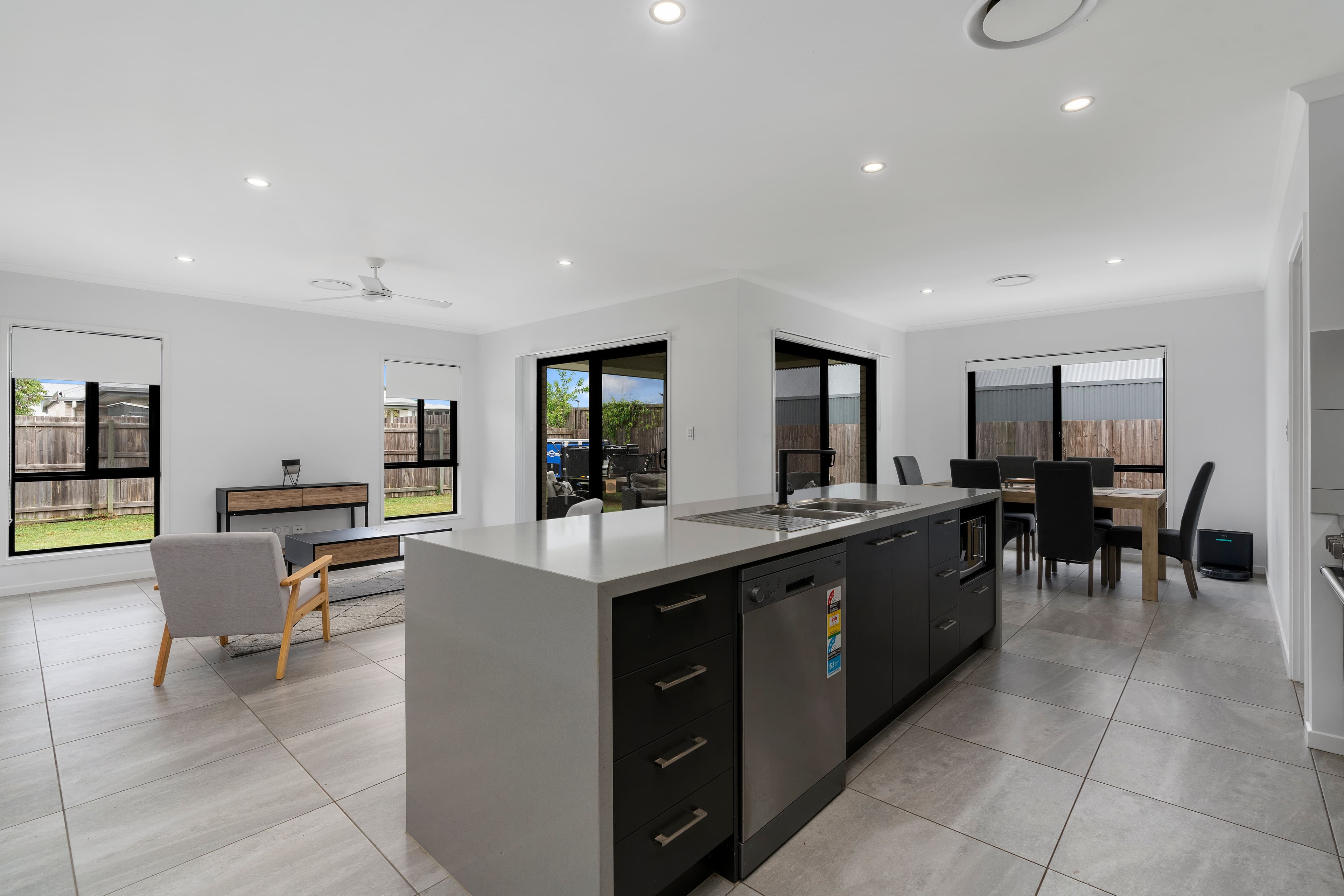 13 Keith Street, Caboolture South, Caboolture South - Thumbnail 3