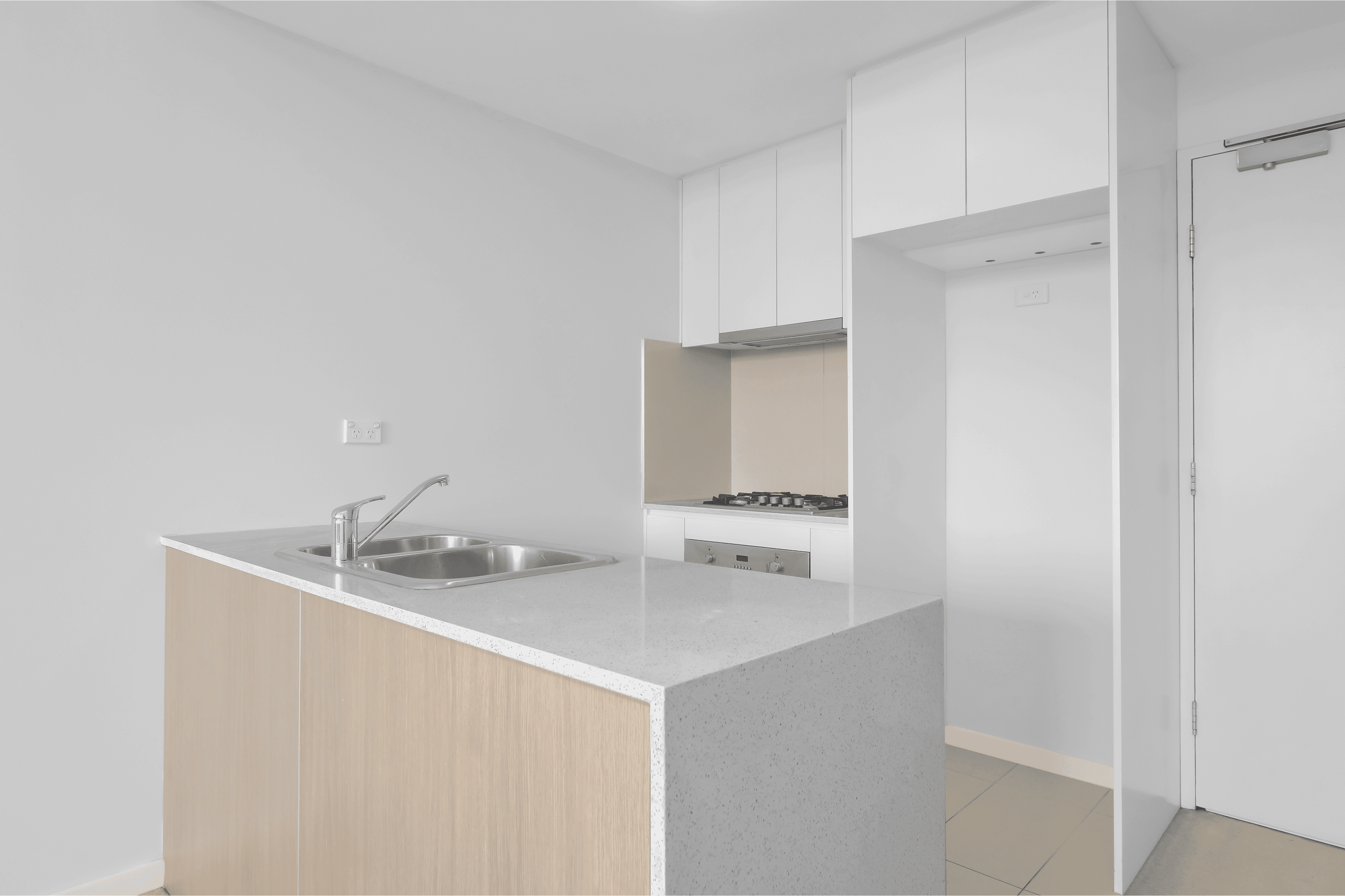 165/3-17 Queen Street, Campbelltown, Campbelltown - Thumbnail 2