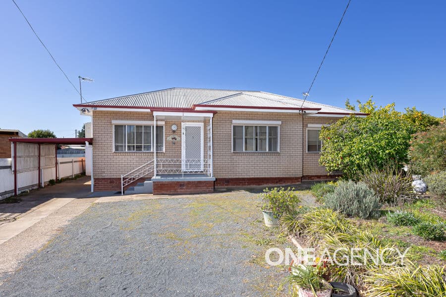 1 KILLARA Avenue, Mount Austin, Mount Austin - Image 1