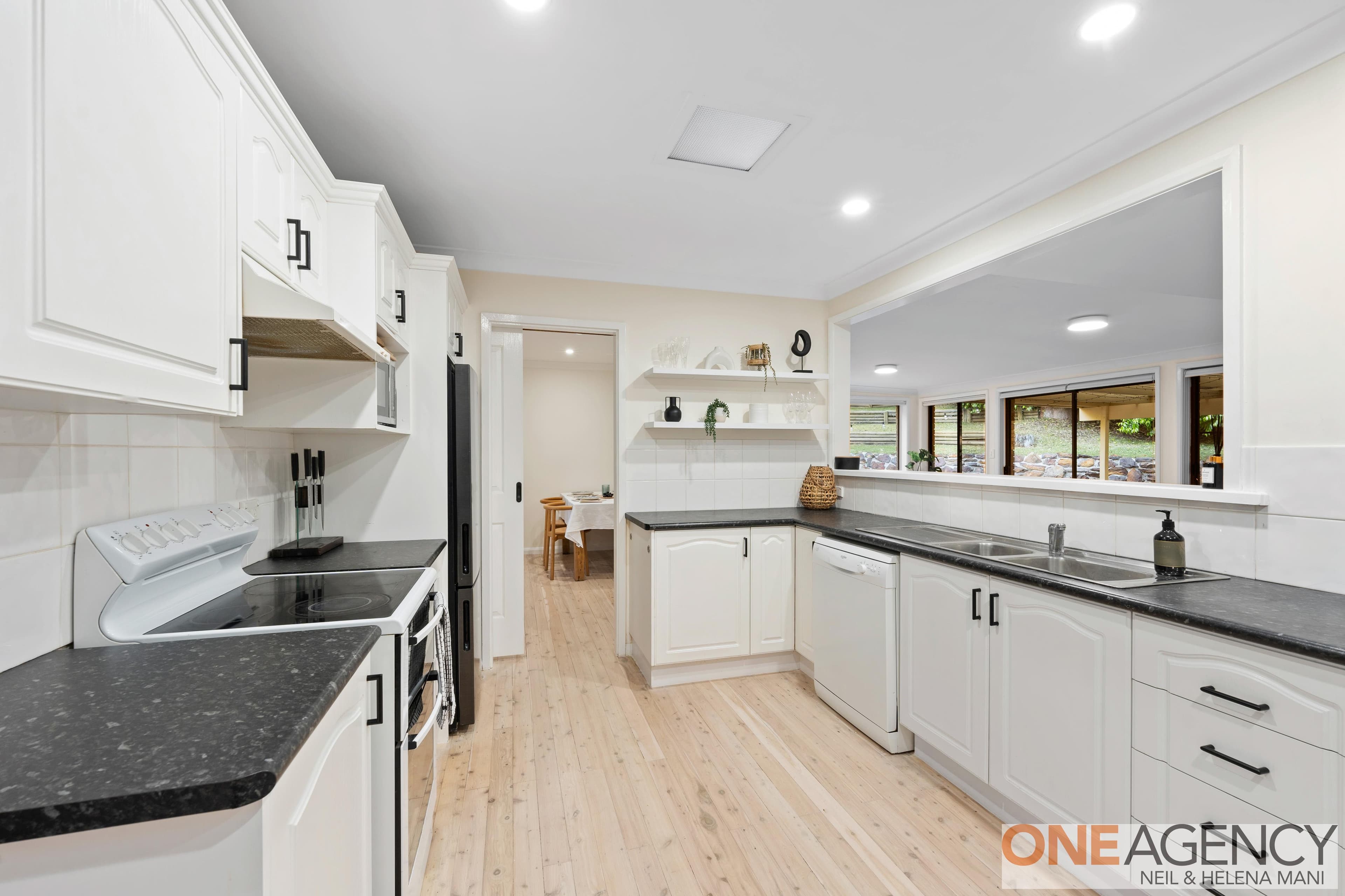 13 Yuroka Close, North Gosford, North Gosford - Thumbnail 5