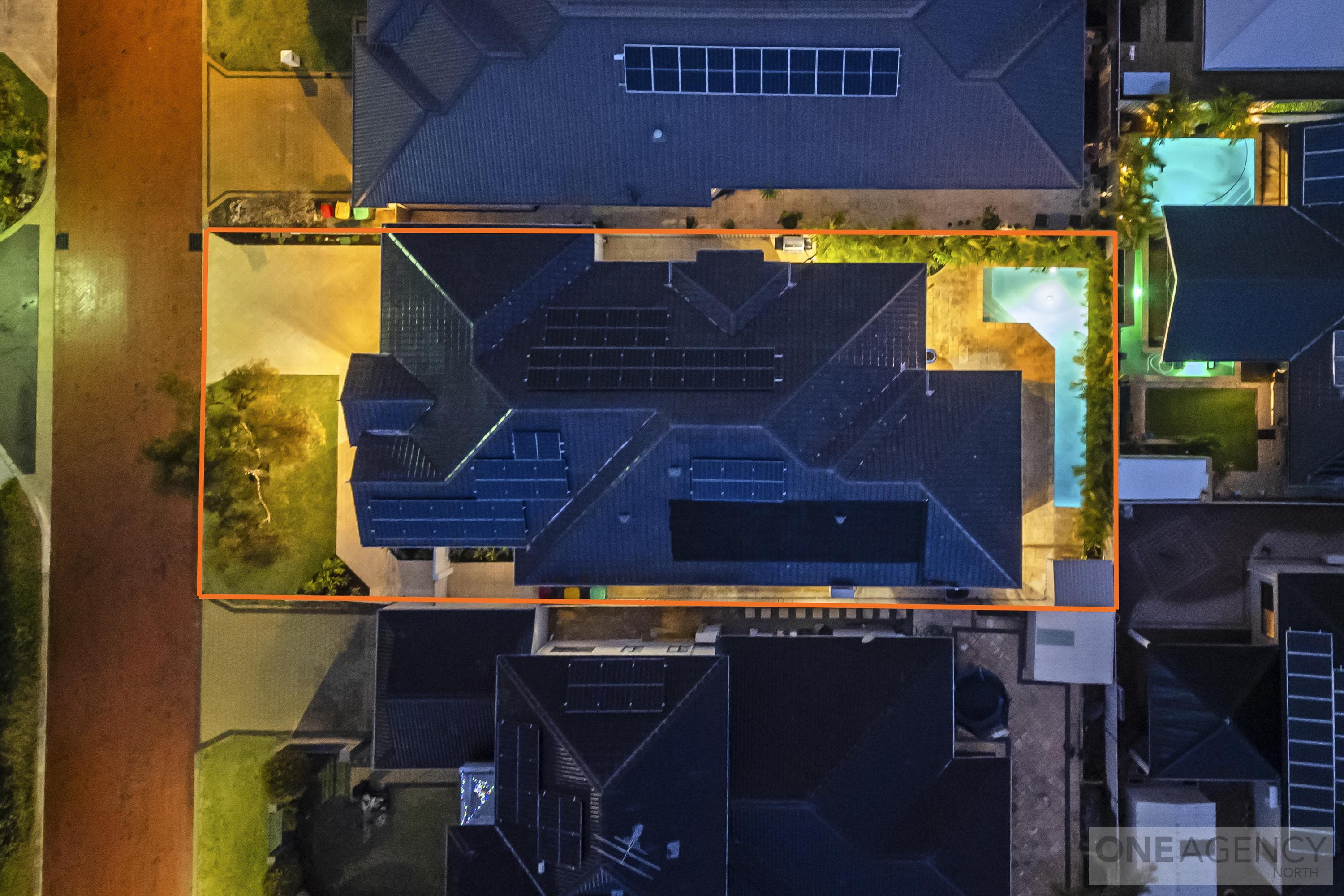 32 Carpenteria Drive, Stirling, Stirling - Thumbnail 2
