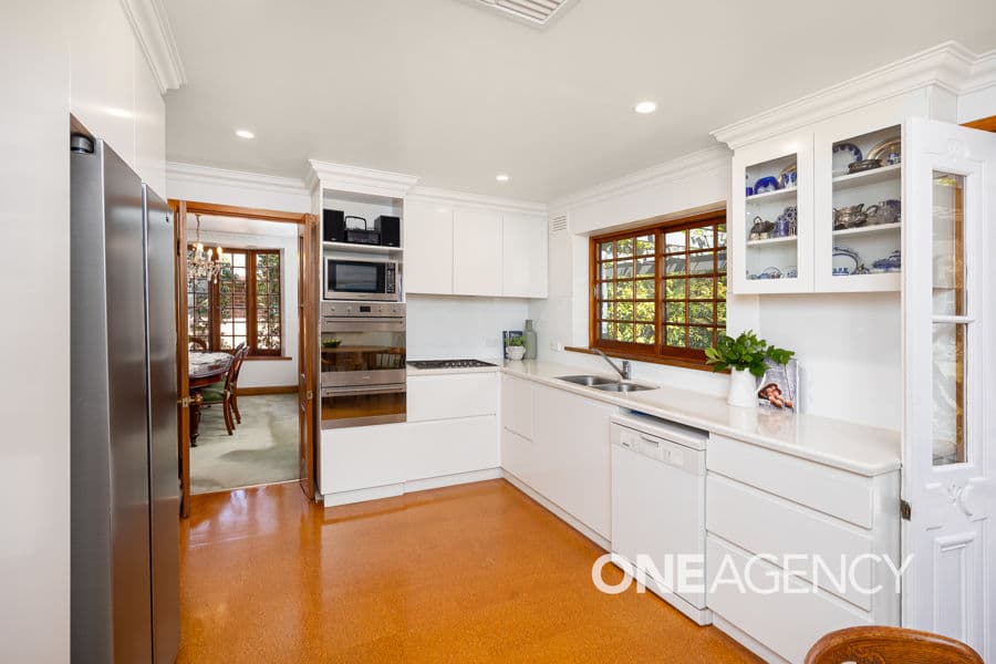 28 DALKEITH Avenue, Lake Albert, Lake Albert - Thumbnail 7