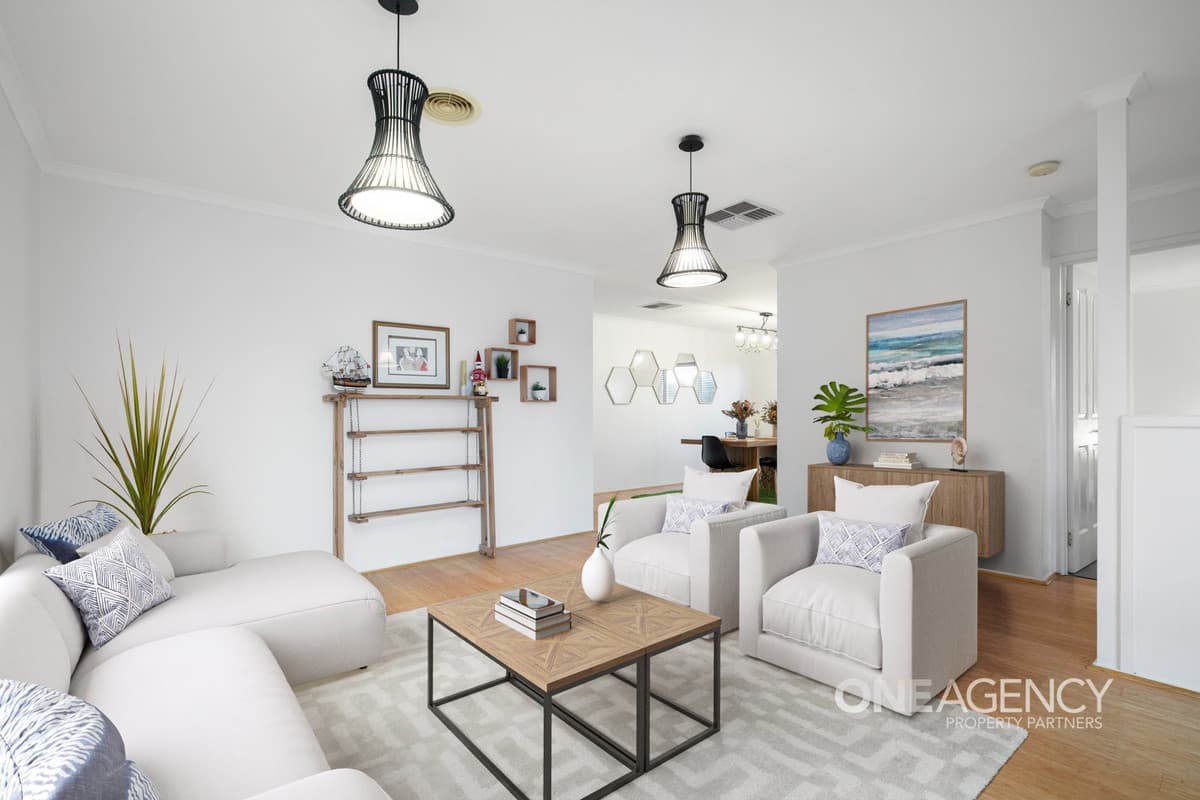 8 Seaside Close, Seabrook, Seabrook - Thumbnail 3