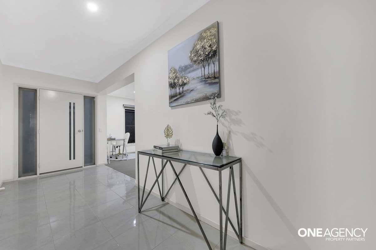 137 Eureka Drive, Manor Lakes, Manor Lakes - Thumbnail 4