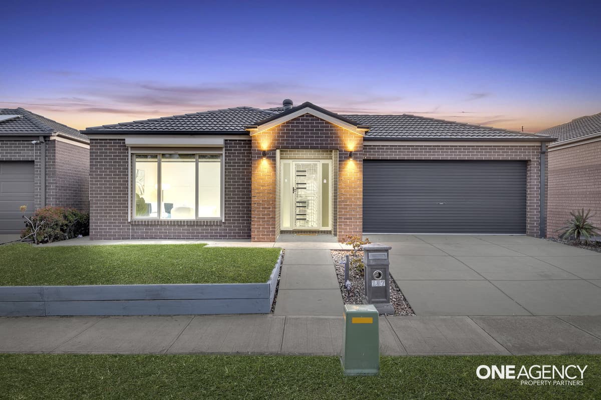 137 Eureka Drive, Manor Lakes, Manor Lakes - Image 1