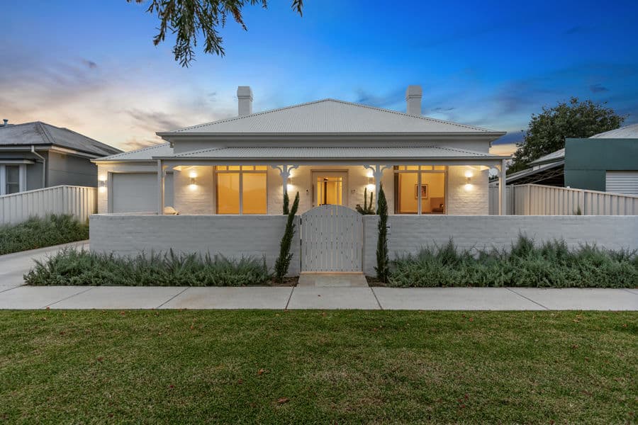 17 EVANS Street, Wagga Wagga, Wagga Wagga - Thumbnail 2