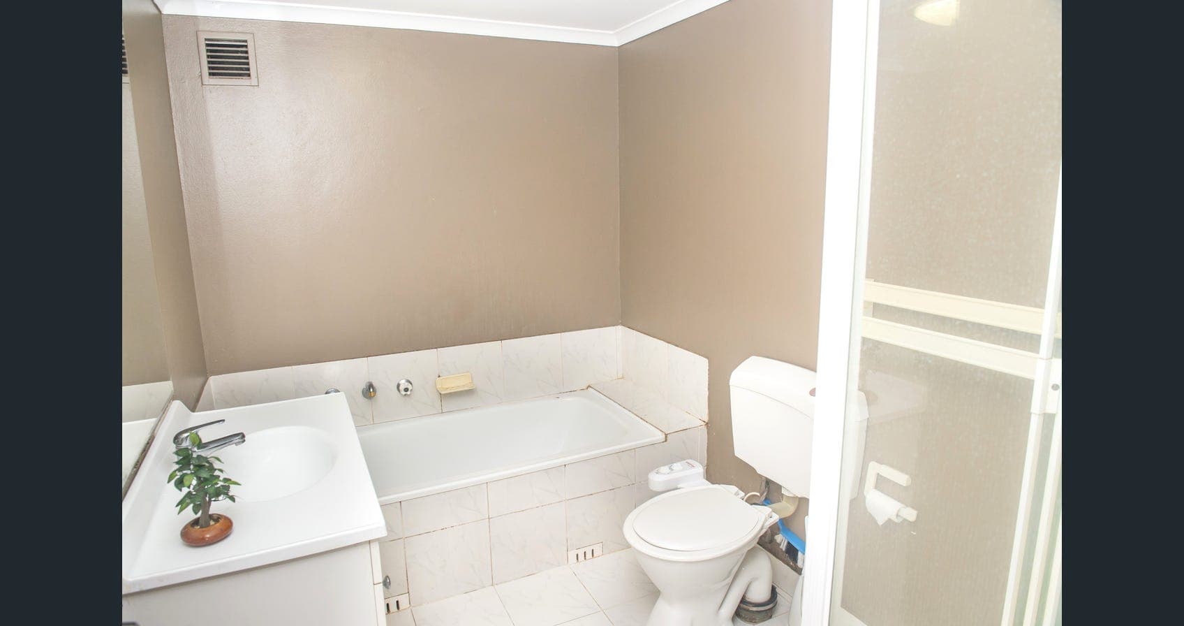39/3 Riverpark Drive, Liverpool, Liverpool - Thumbnail 6