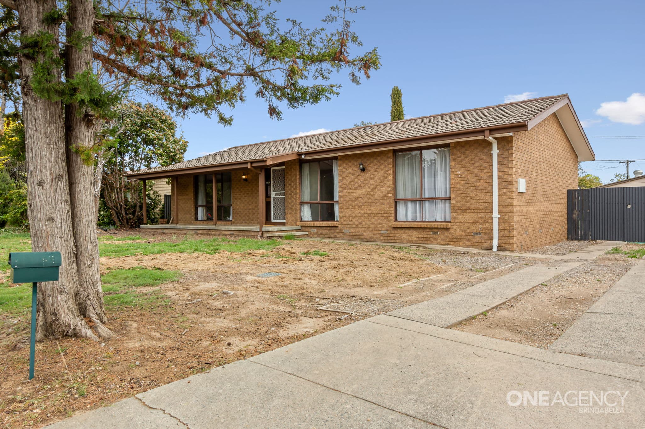 12 Daintree Crescent, Kaleen, Kaleen - Image 1