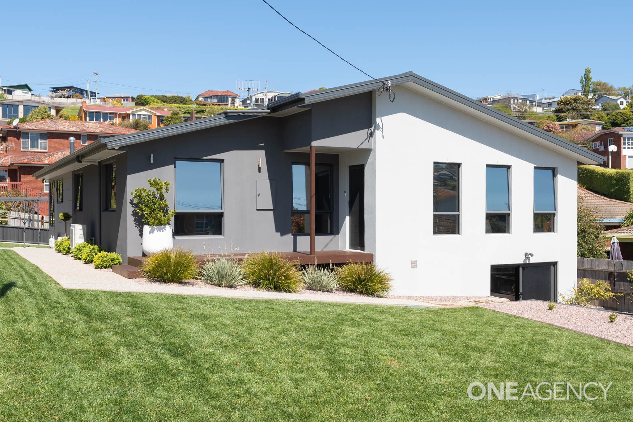 39 Richardson Crescent, Park Grove, Park Grove - Image 1