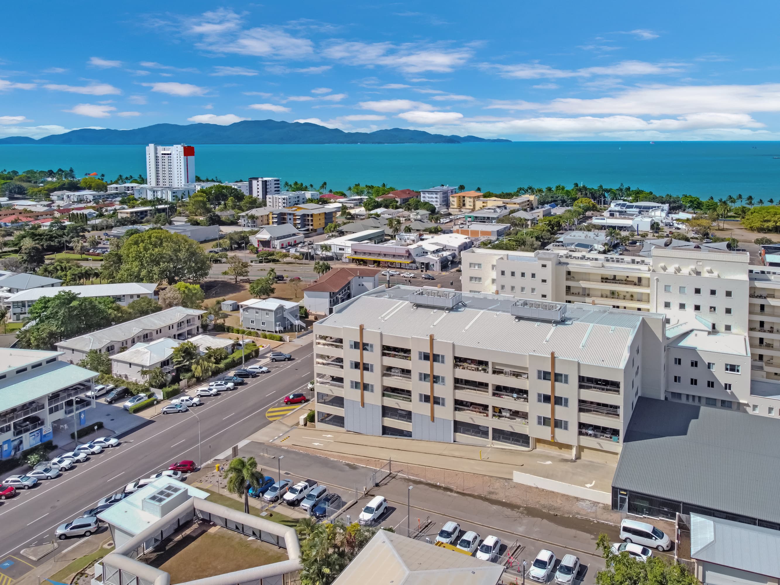 1207/45-47 Gregory Street, North Ward, North Ward - Thumbnail 2