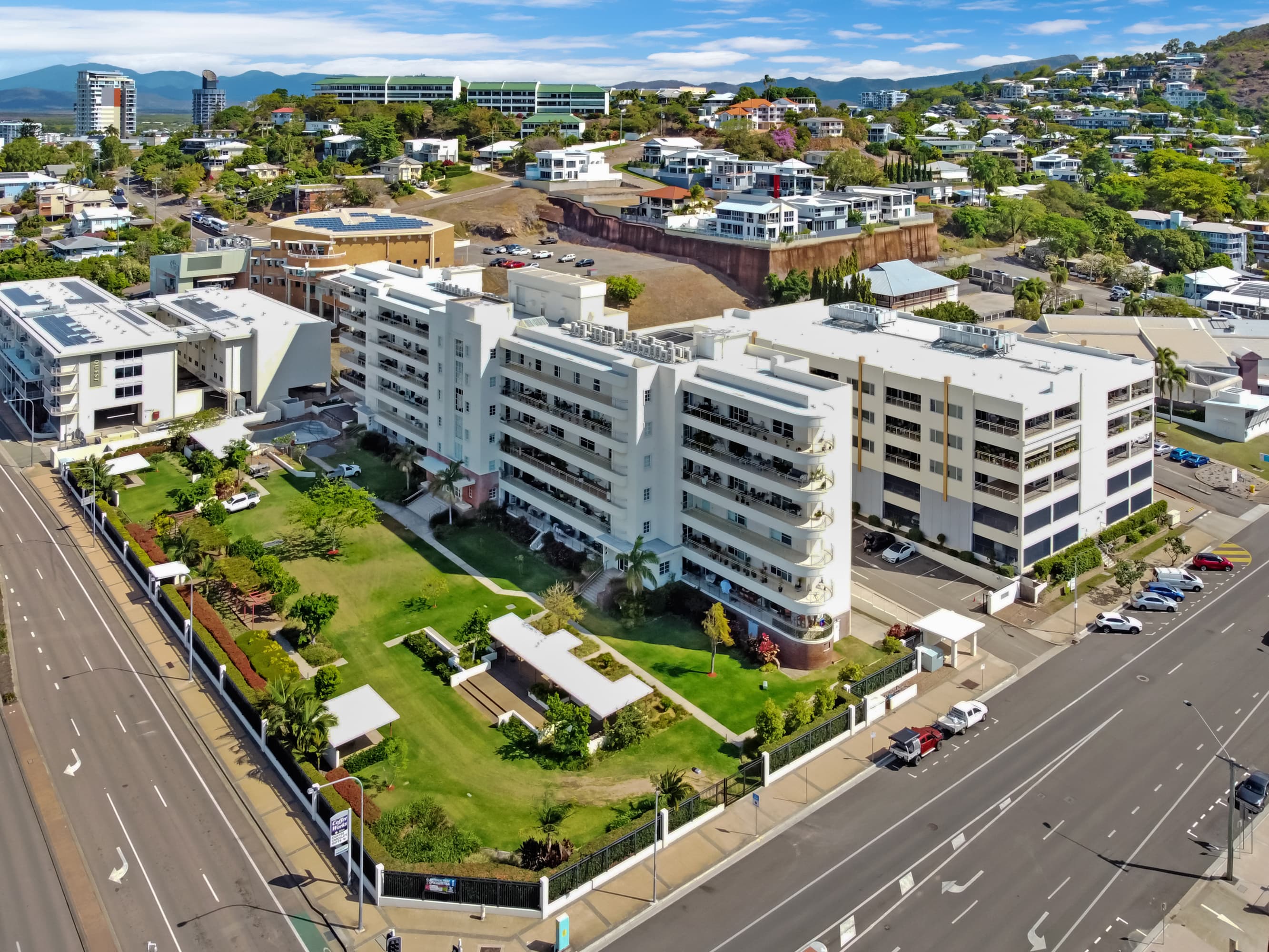 1207/45-47 Gregory Street, North Ward, North Ward - Thumbnail 3