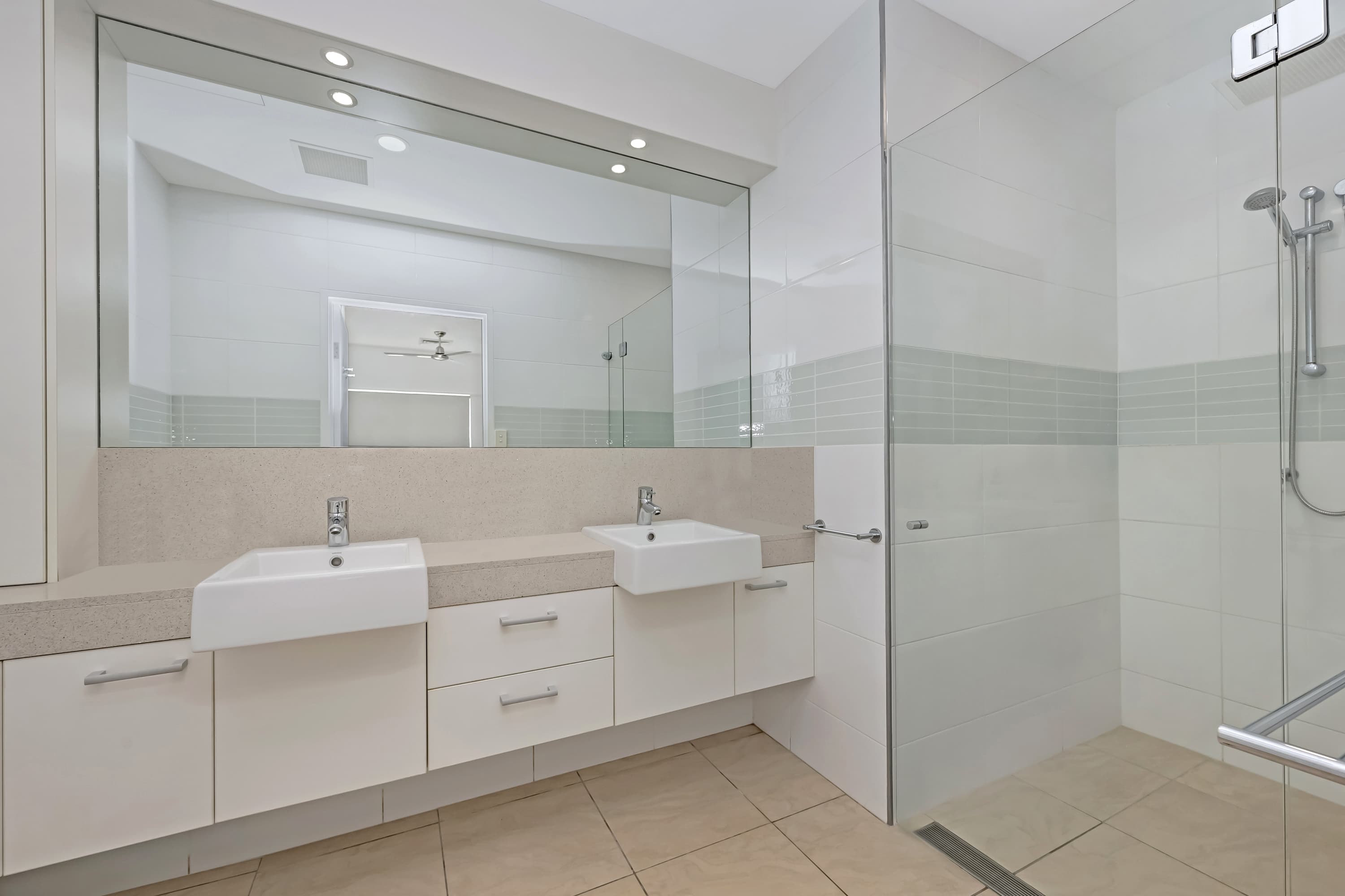 1207/45-47 Gregory Street, North Ward, North Ward - Thumbnail 7