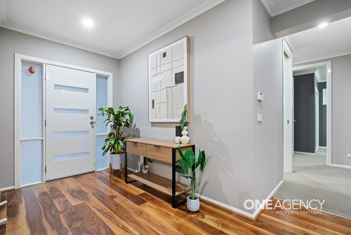 18 Boathaven Road, Point Cook, Point Cook - Thumbnail 3