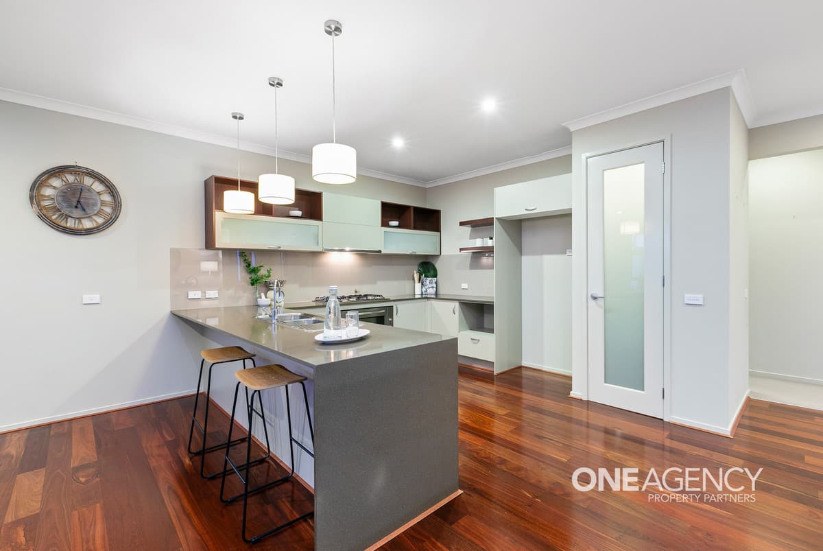 7 Hugo Drive, Point Cook, Point Cook - Thumbnail 5