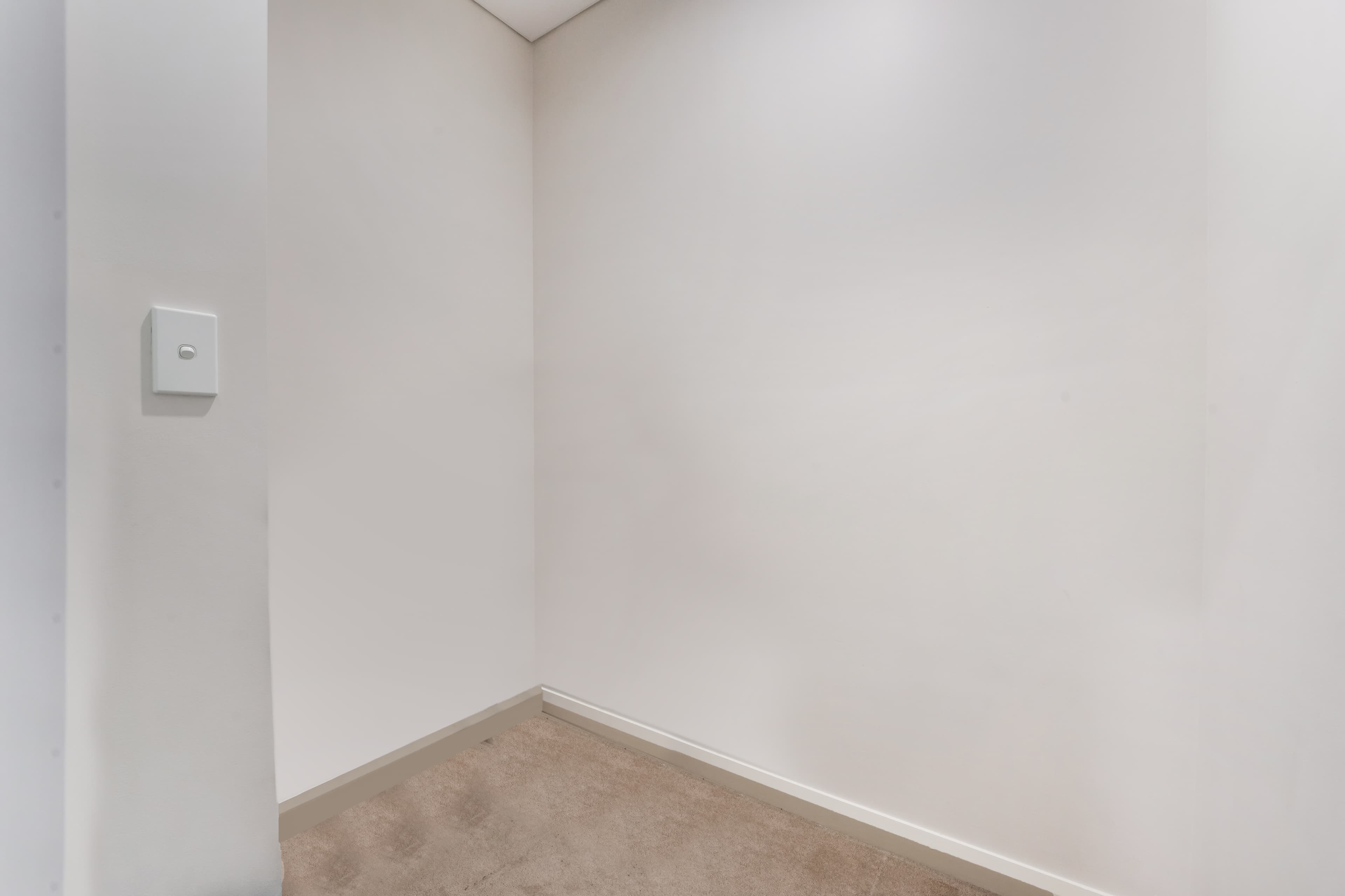 1404/10 Norfolk Street, Liverpool, Liverpool - Thumbnail 4