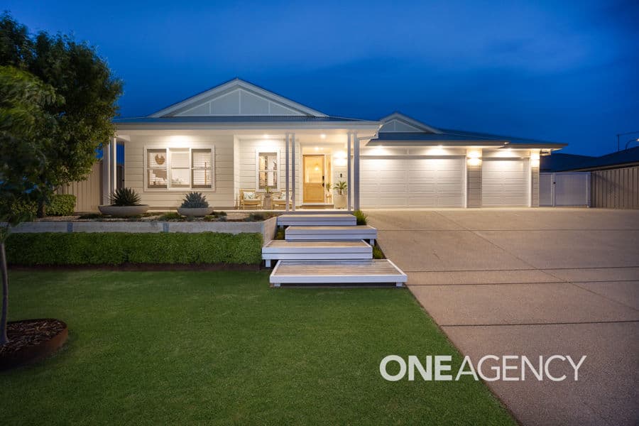 68 COPPABELLA Drive, Gobbagombalin, Gobbagombalin - Image 1