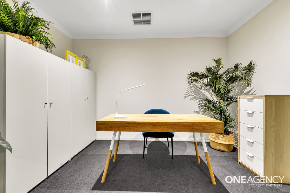 4 Menzies Avenue, Point Cook, Point Cook - Thumbnail 4
