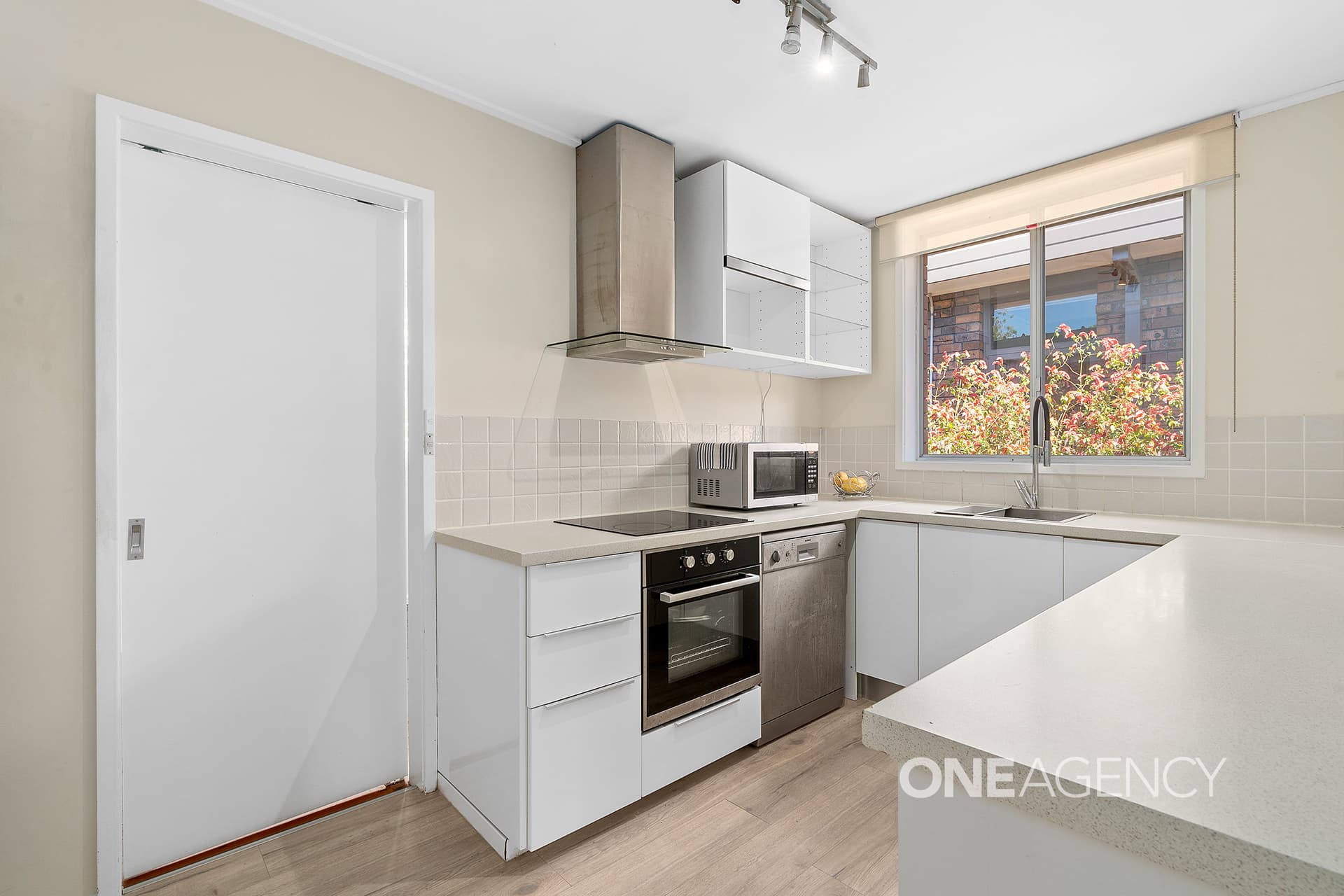 9 Bernadette Avenue, Nowra, Nowra - Thumbnail 5