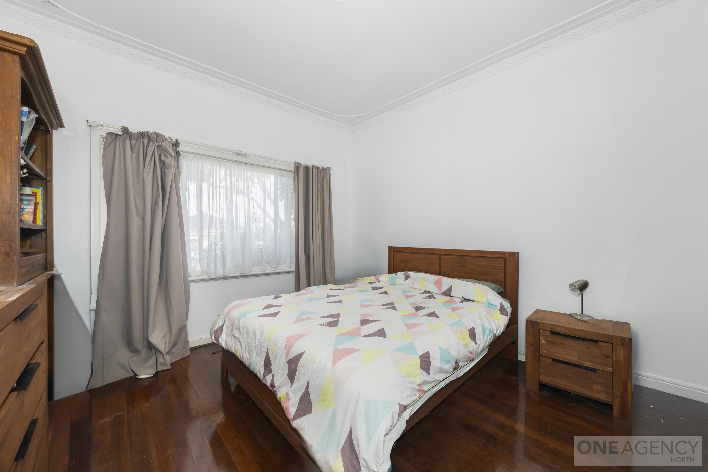 55 Jones Street, Stirling, Stirling - Thumbnail 8