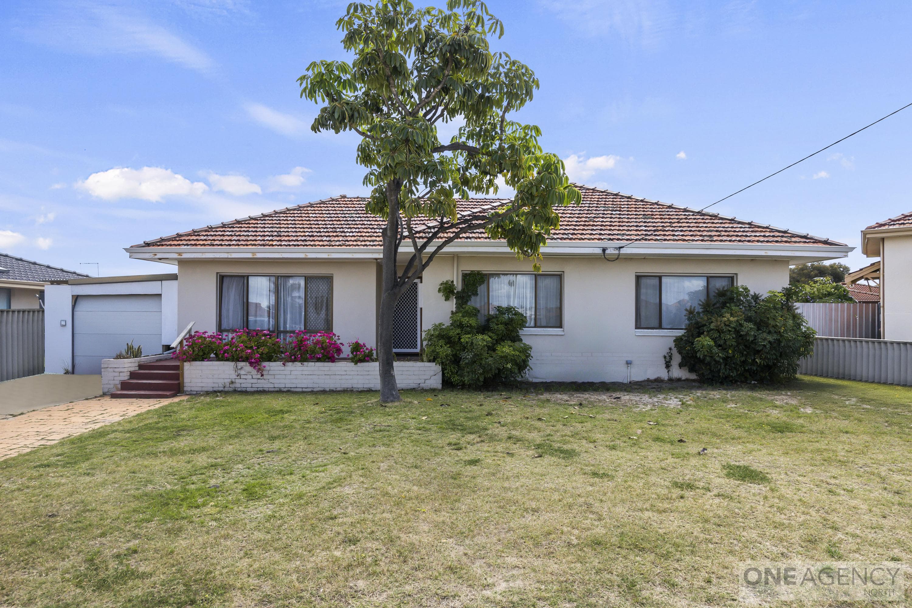 55 Jones Street, Stirling, Stirling - Image 1