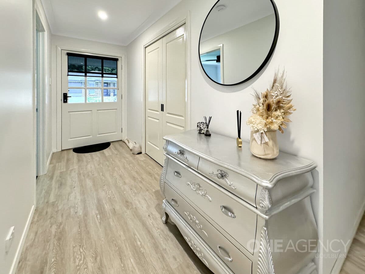 37 McGrath Place, Goulburn, Goulburn - Thumbnail 7