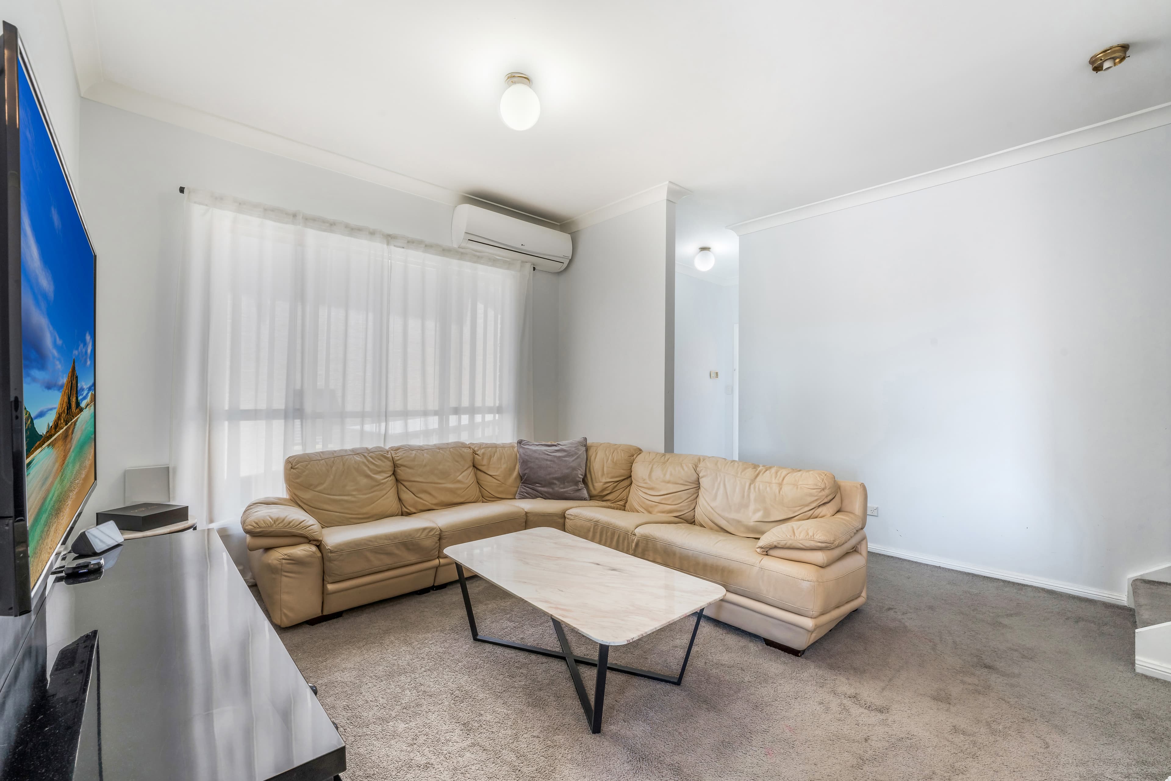 154B Greenway Drive, West Hoxton, West Hoxton - Thumbnail 4