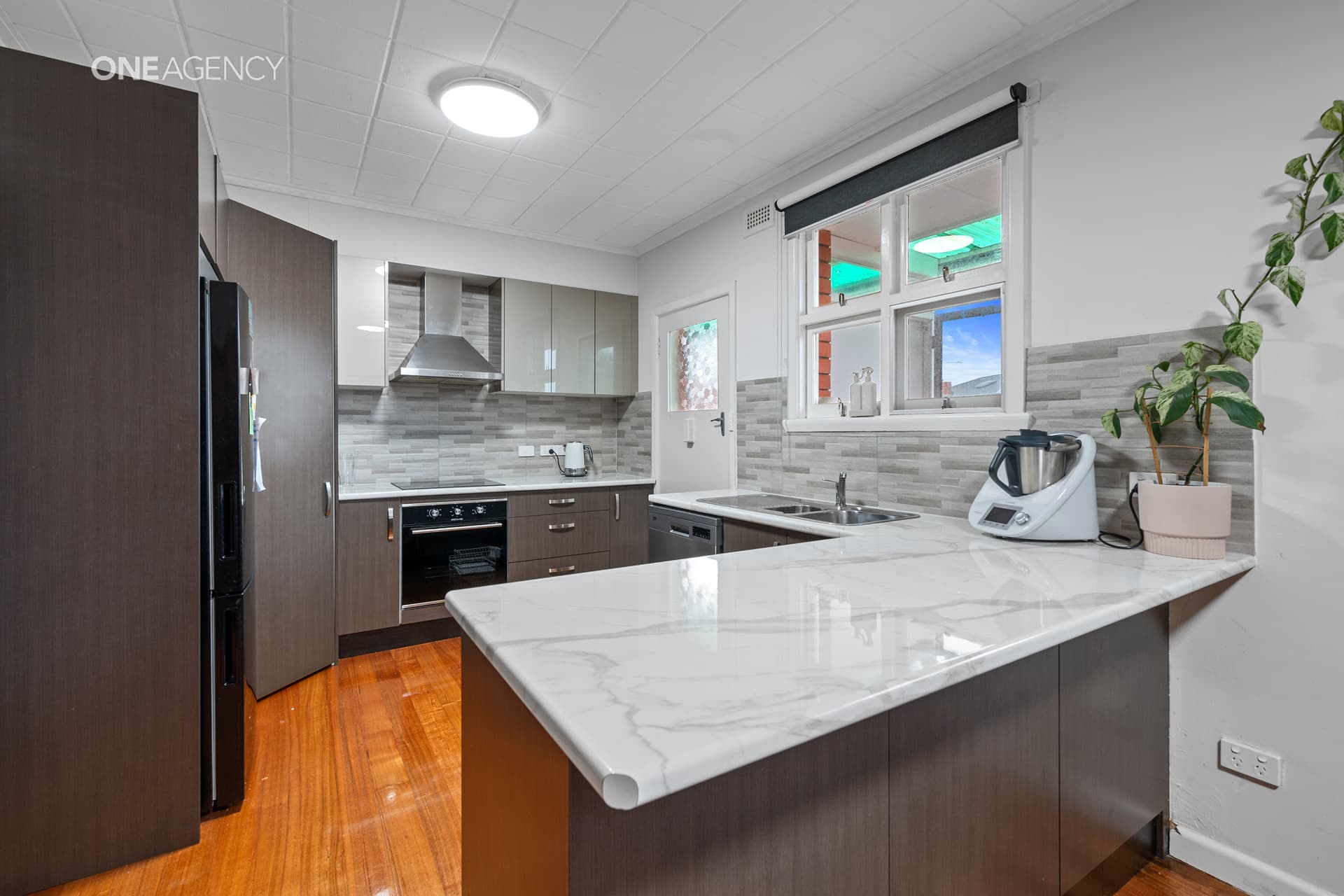 15 Birkdale Court, Devonport, Devonport - Thumbnail 3