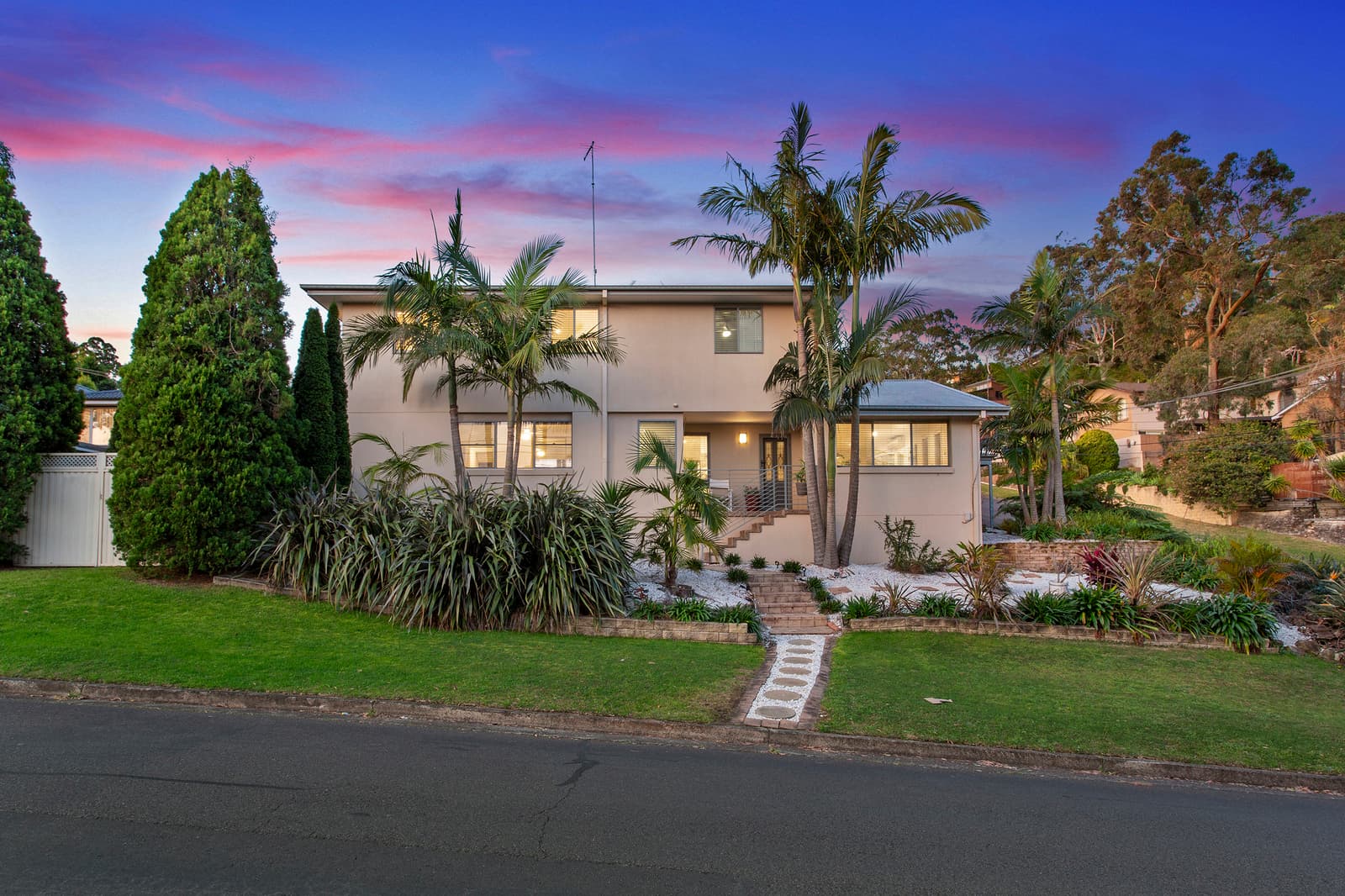 13 Awatea Place, Engadine, Engadine - Image 1
