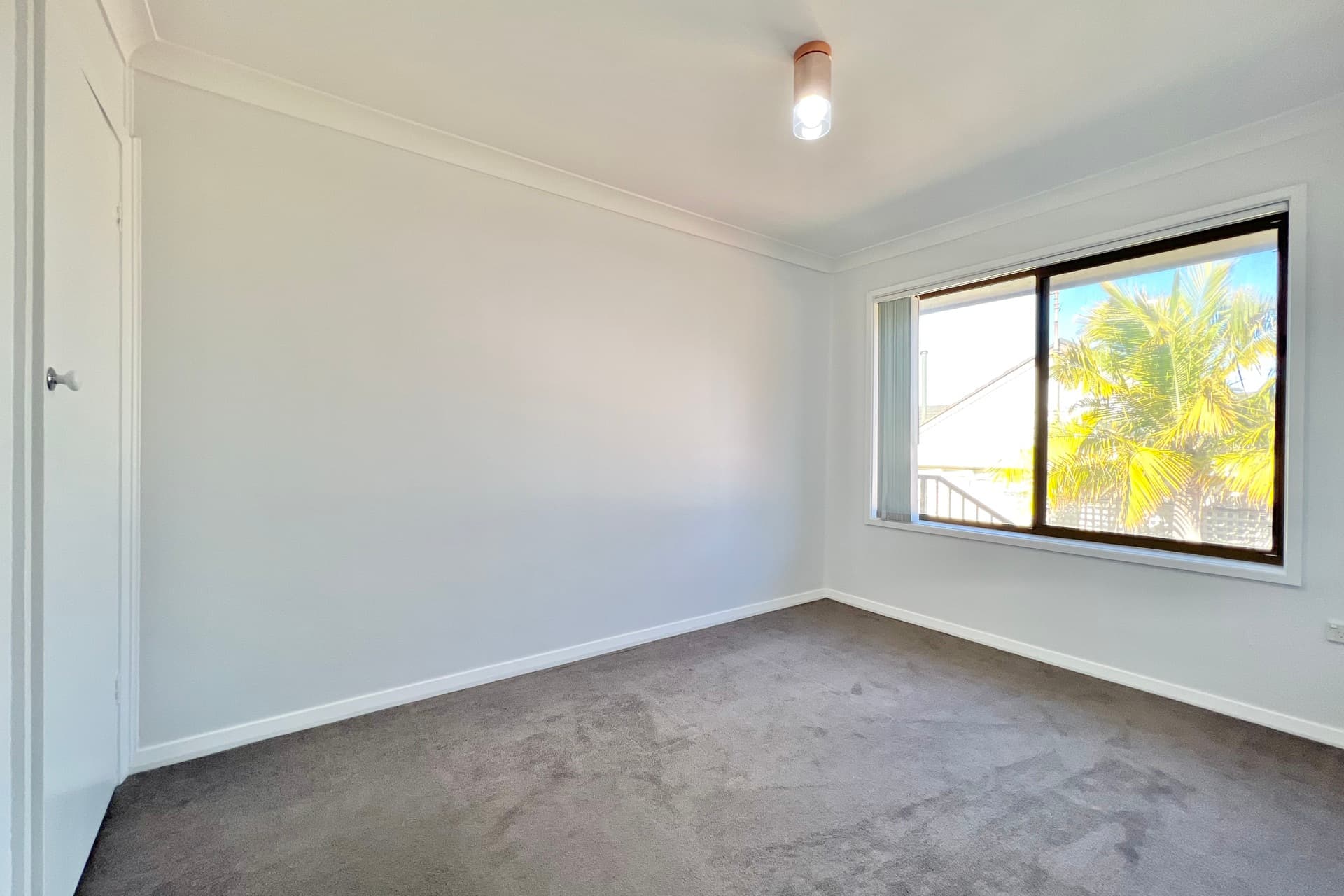 2/68 Yellagong Street, West Wollongong, West Wollongong - Thumbnail 6