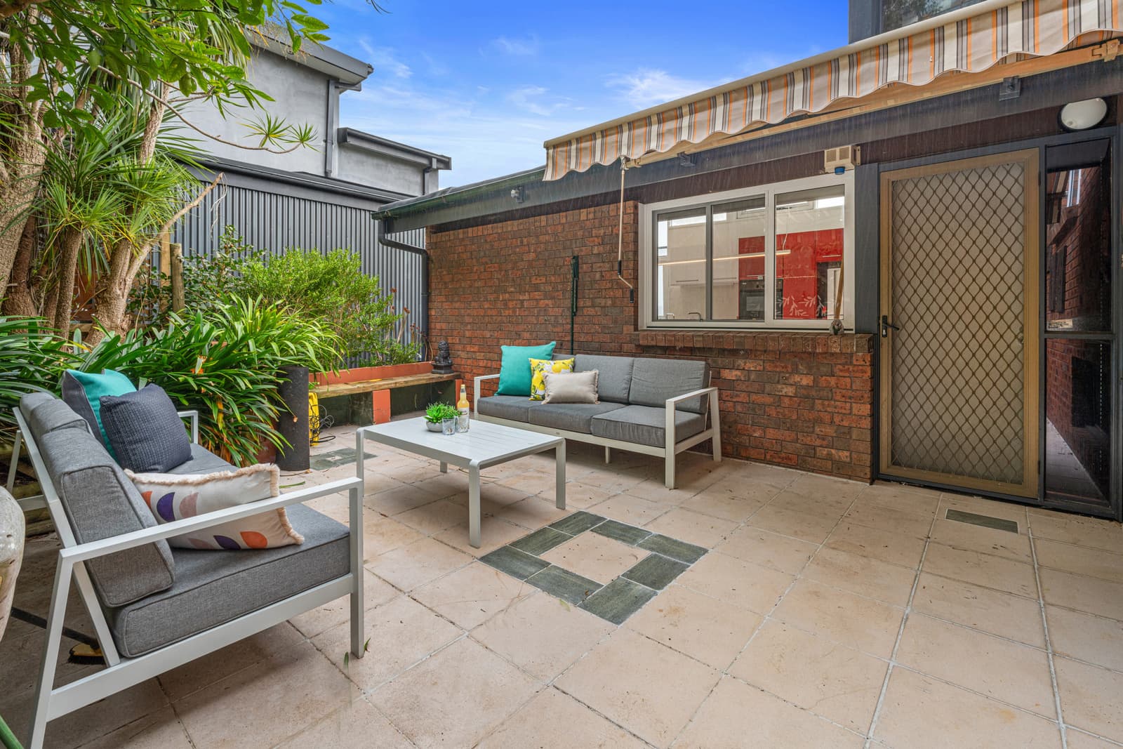 17 Swallow Rock Drive, Grays Point, Grays Point - Thumbnail 3