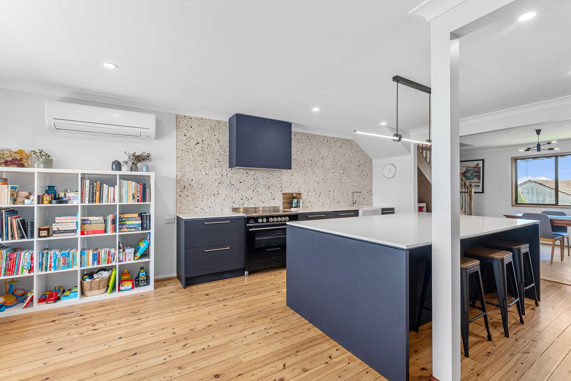 63 Cooriengah Heights Road, Engadine, Engadine - Thumbnail 4