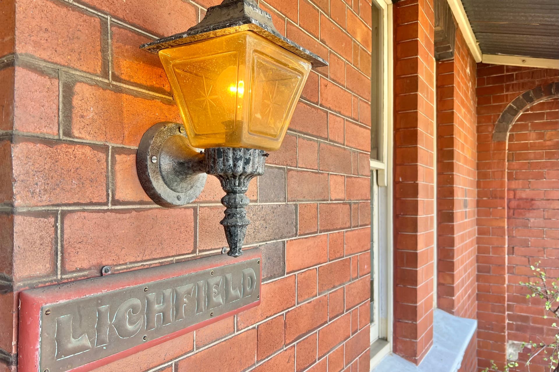 61 Hardie Street, Mascot, Mascot - Image 1
