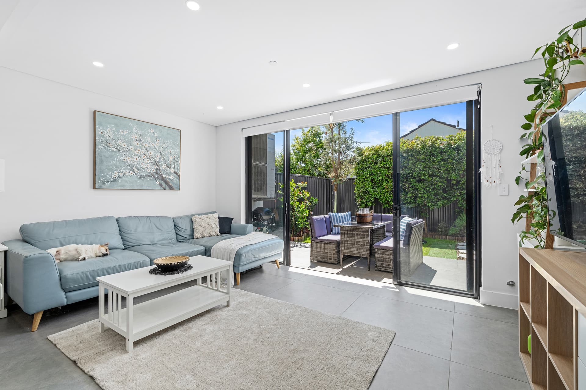 9/2 Anzac Avenue, Engadine, Engadine - Image 1
