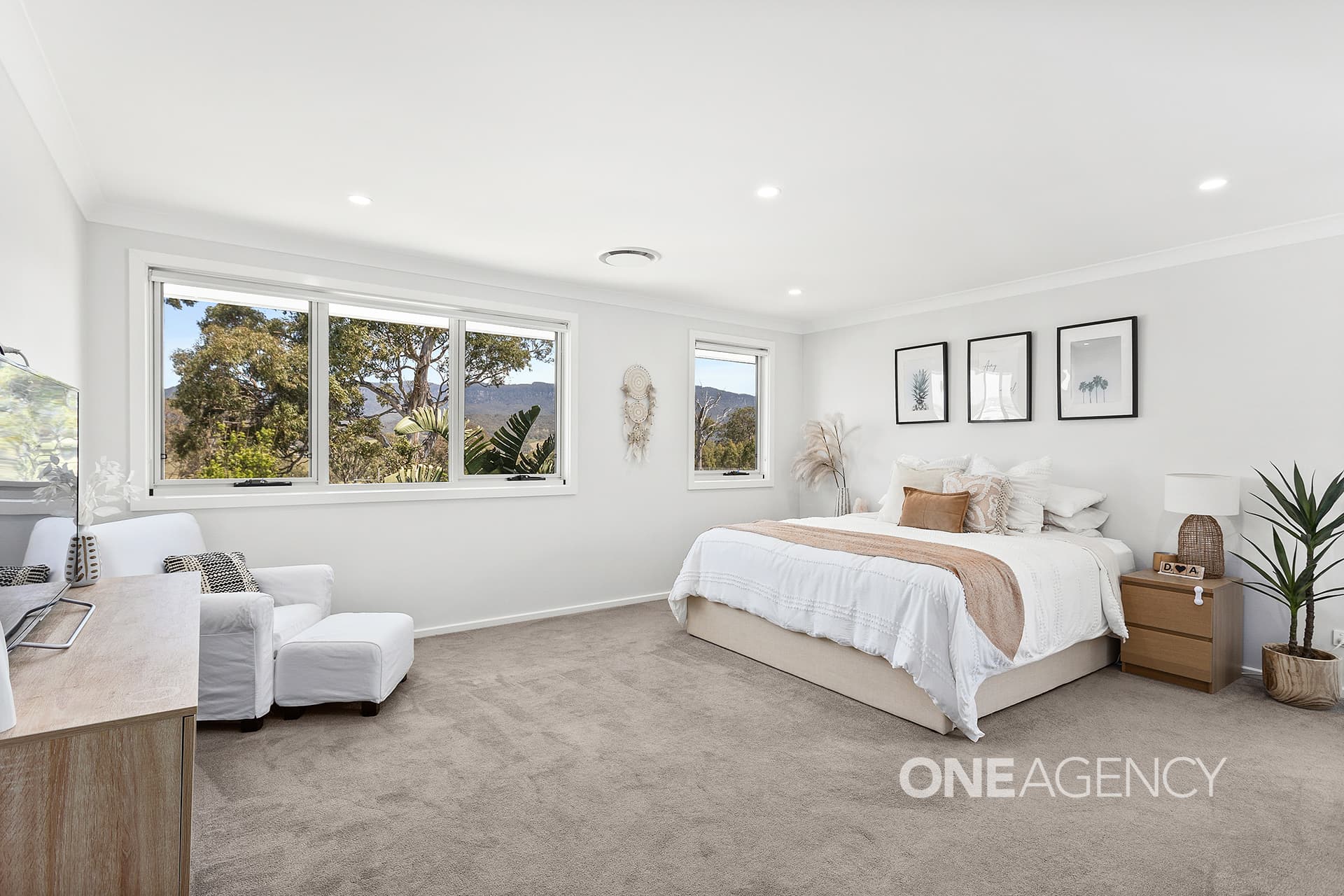 20 Cornfield Road, Calderwood, Calderwood - Thumbnail 8