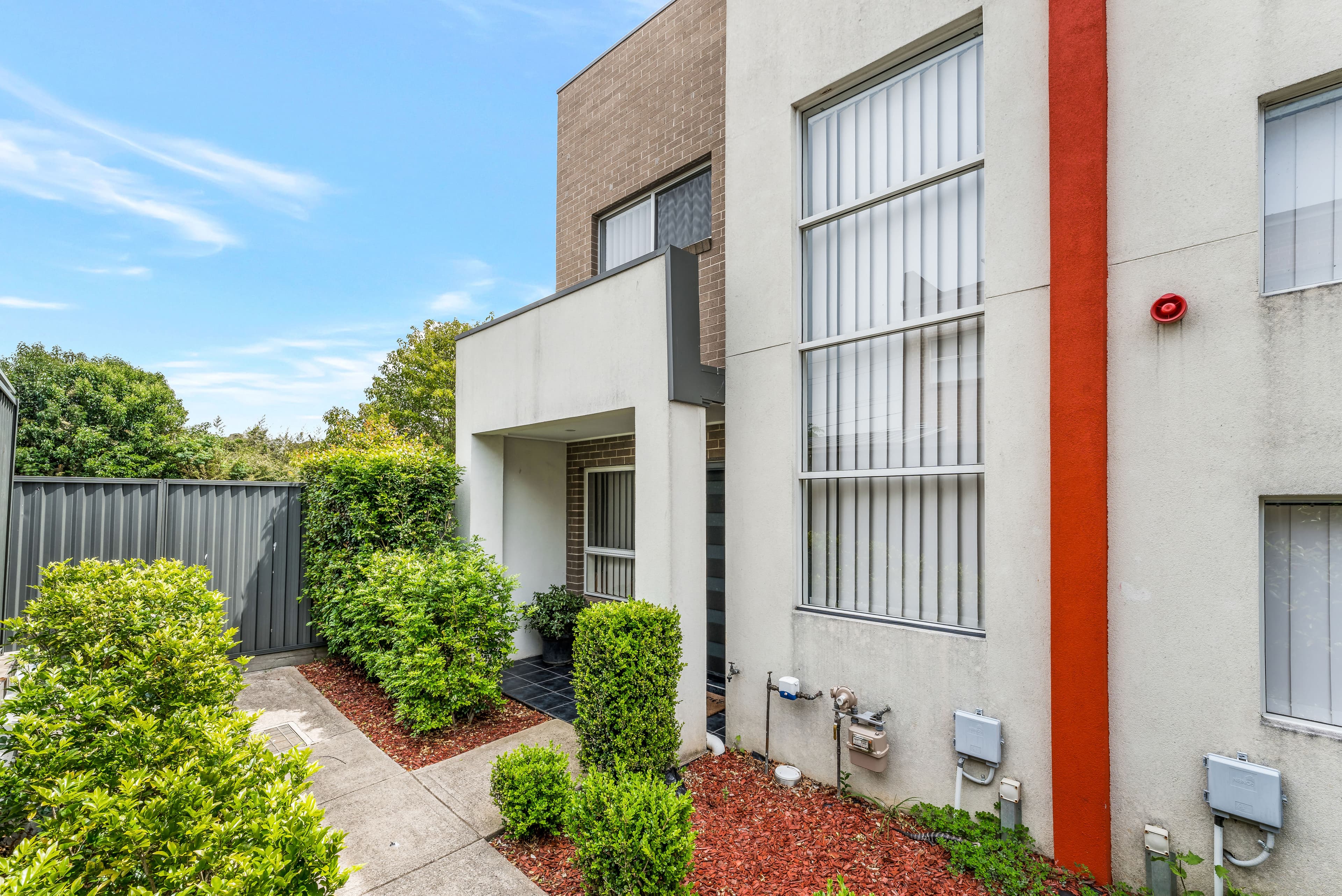 7/209-213 Memorial Avenue, Liverpool, Liverpool - Image 1