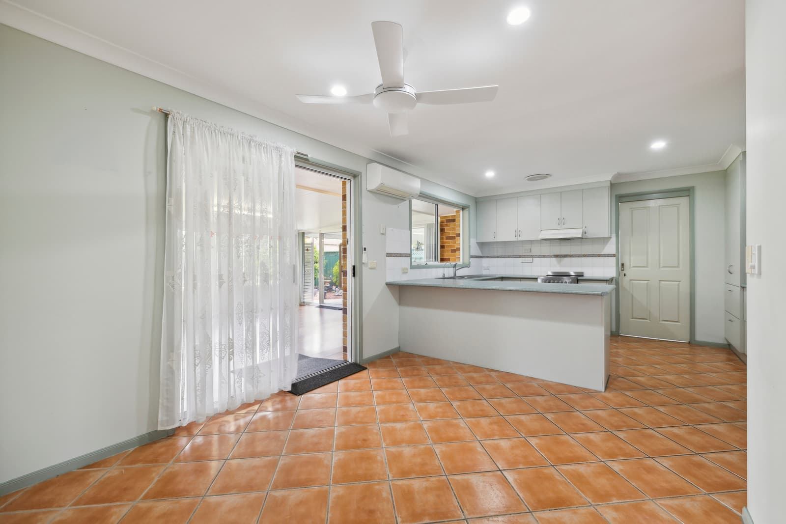 74 Reid Drive, Coffs Harbour, Coffs Harbour - Thumbnail 7