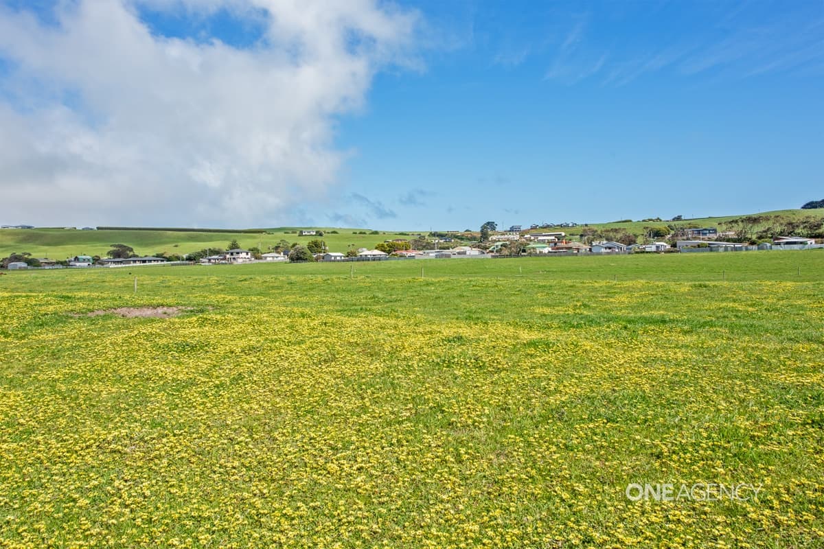 Main Road, Stanley, Stanley - Thumbnail 4