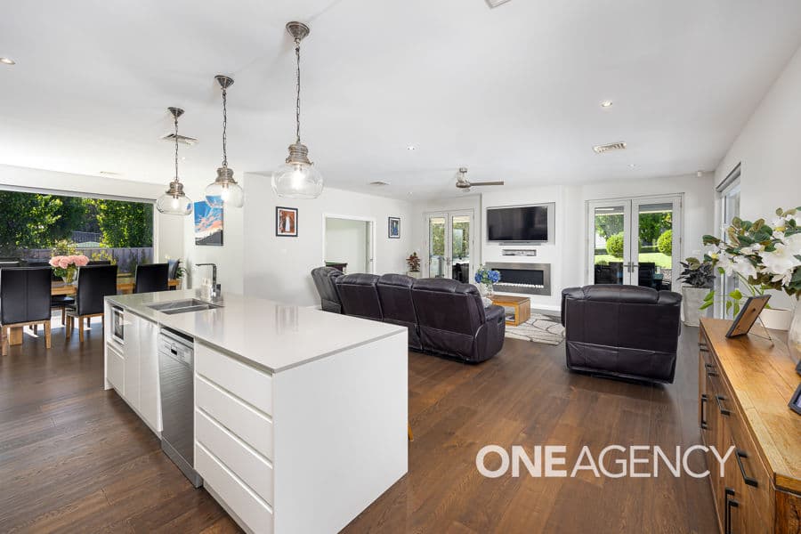 29 PLUNKETT Drive, Lake Albert, Lake Albert - Thumbnail 4