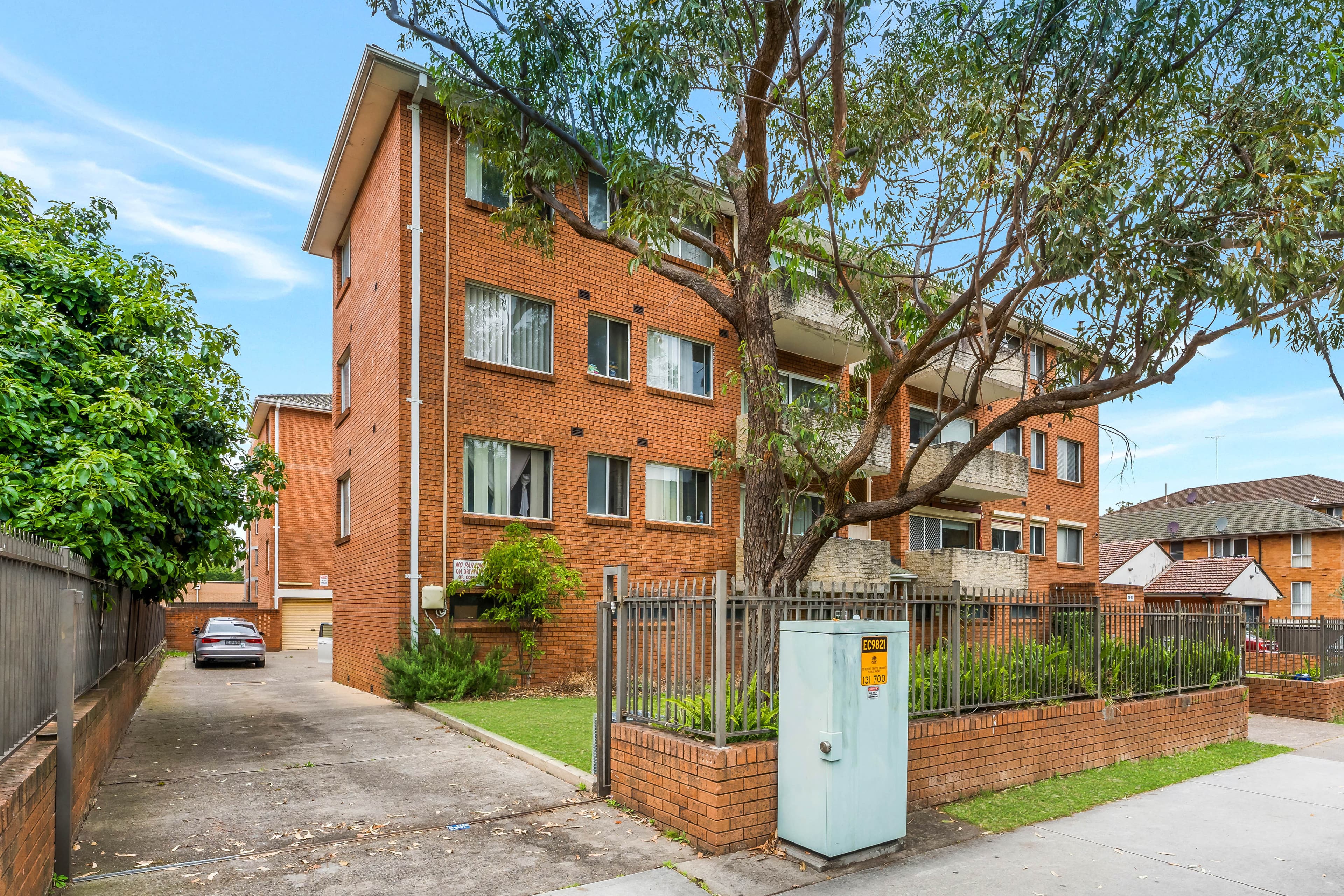 4/76 Bigge Street, Liverpool, Liverpool - Image 1