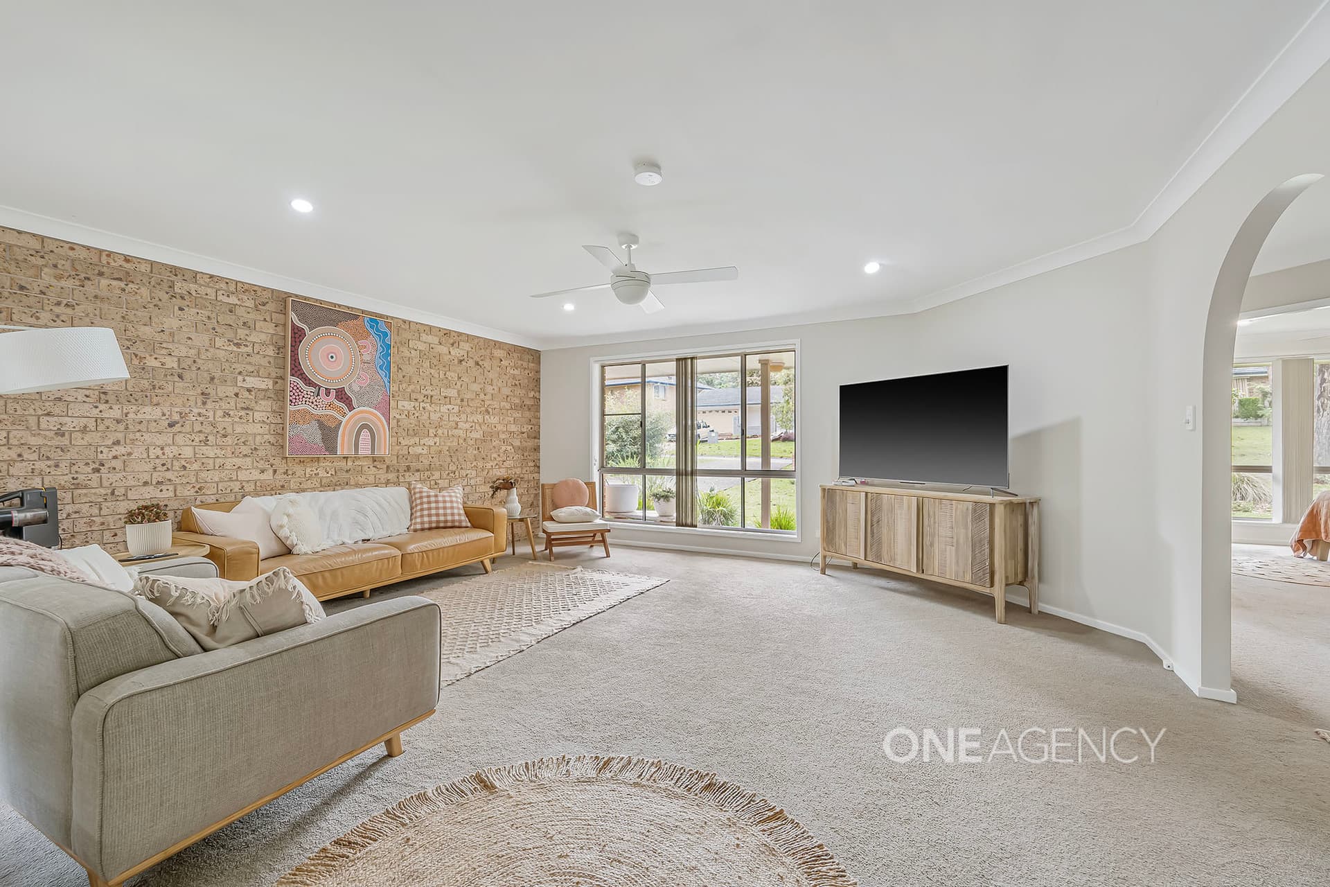 11 Myoora Place, Port Macquarie, Port Macquarie - Thumbnail 2