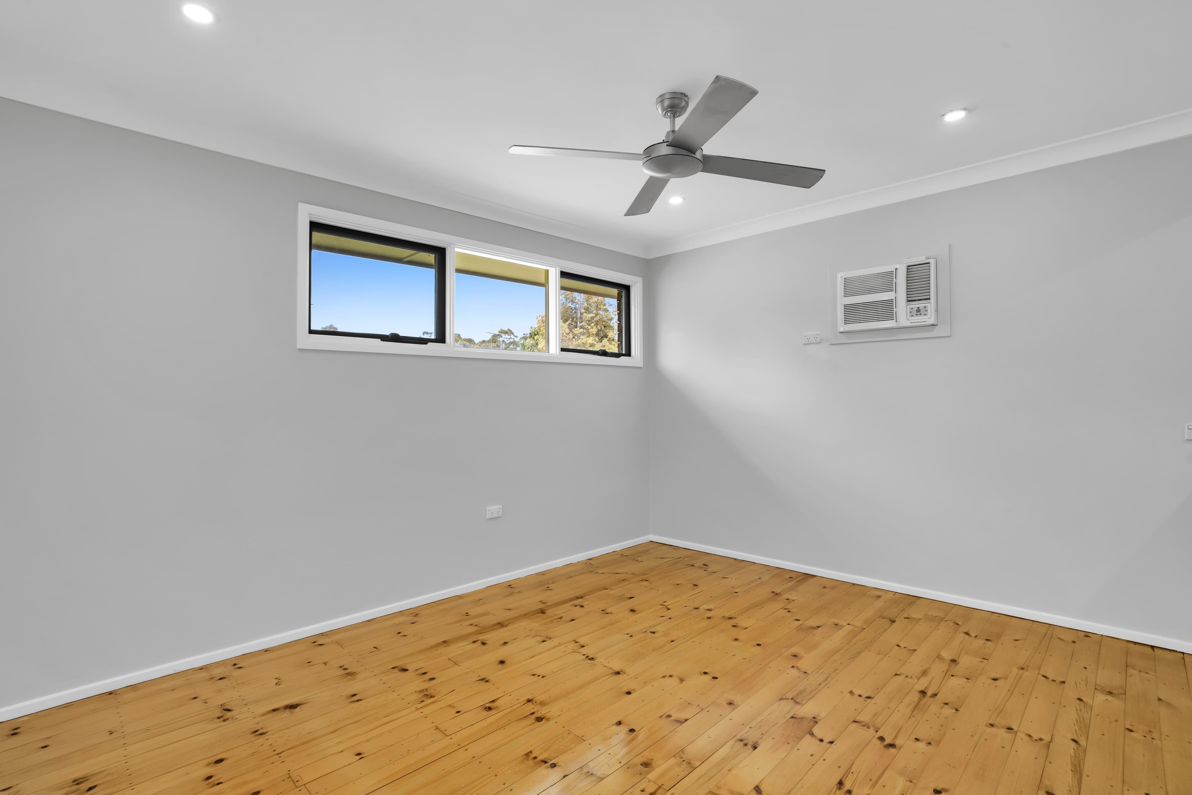 7 Wandoo Place, Bradbury, Bradbury - Thumbnail 3