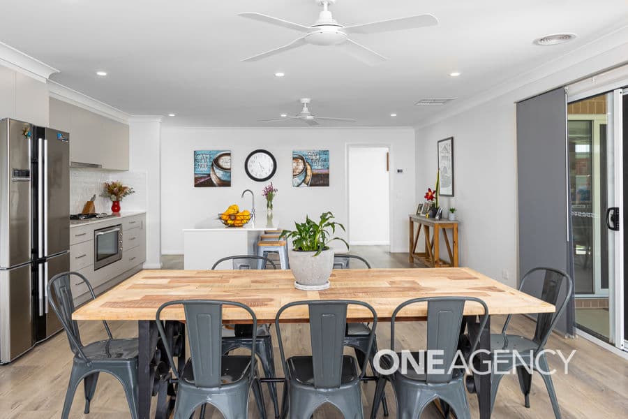 9 MAWSON Rise, Lloyd, Lloyd - Thumbnail 4